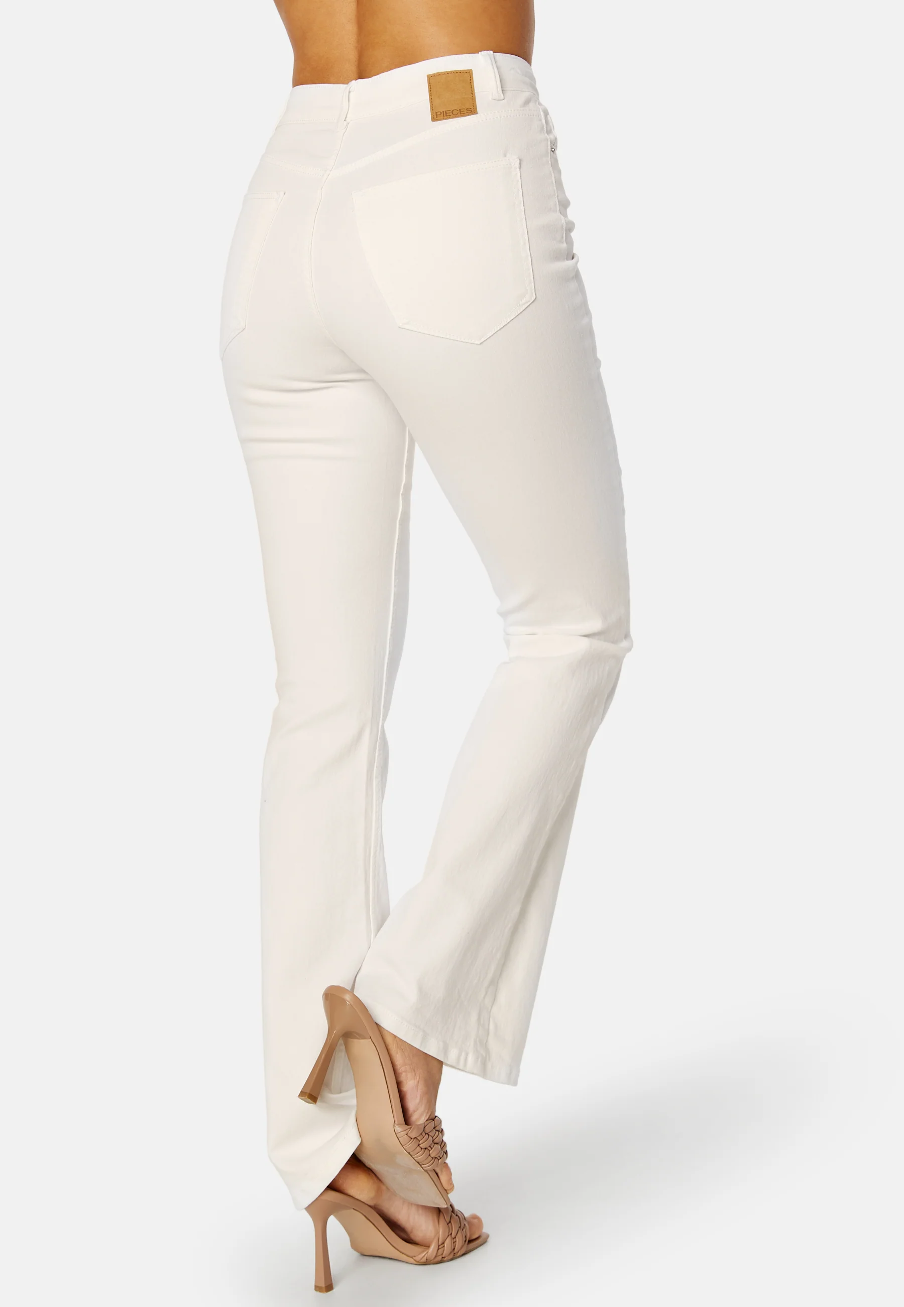 Peggy Flared HW Jeans - Image 5