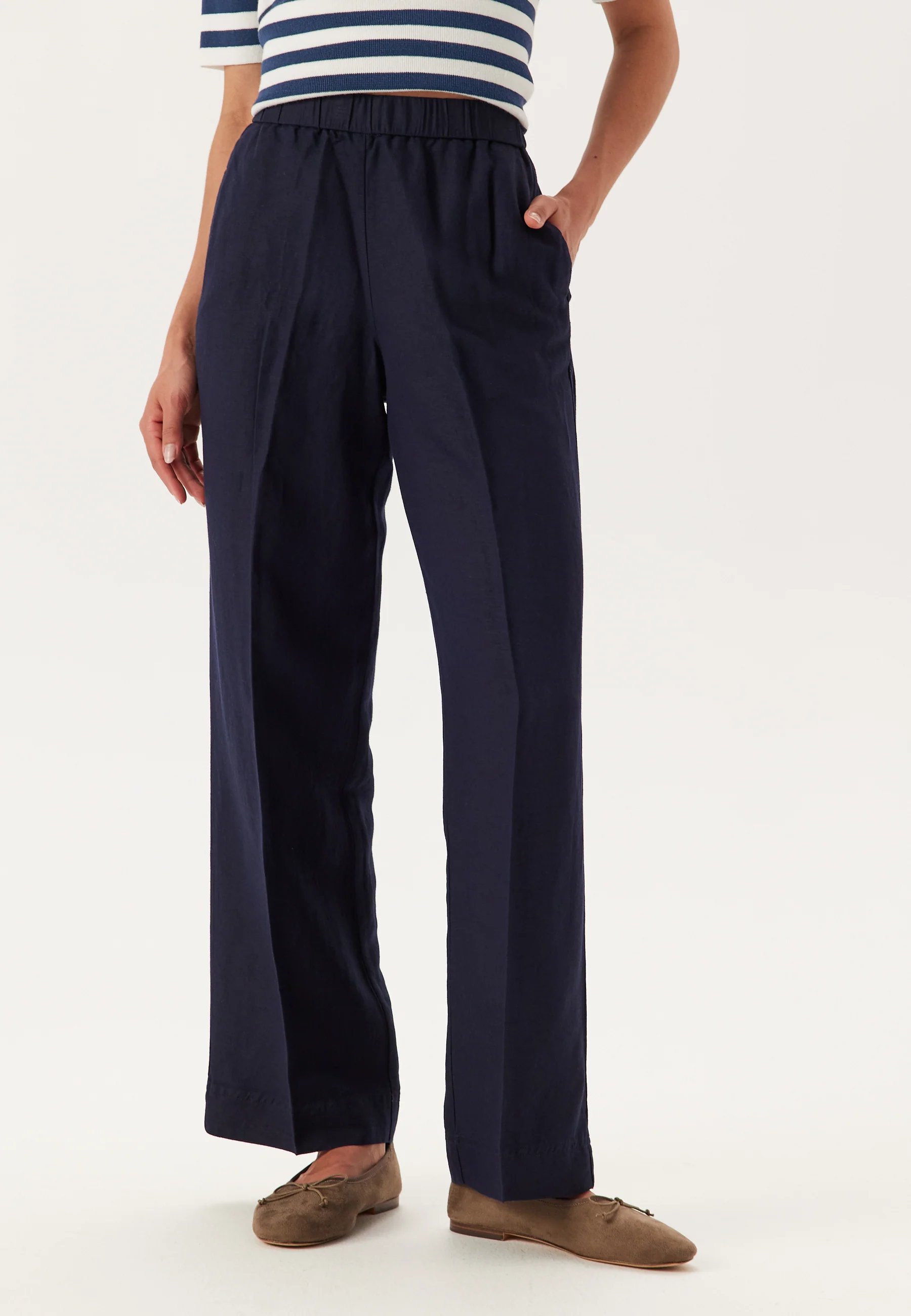Rel Linen Blend Pull On Pants - Image 2
