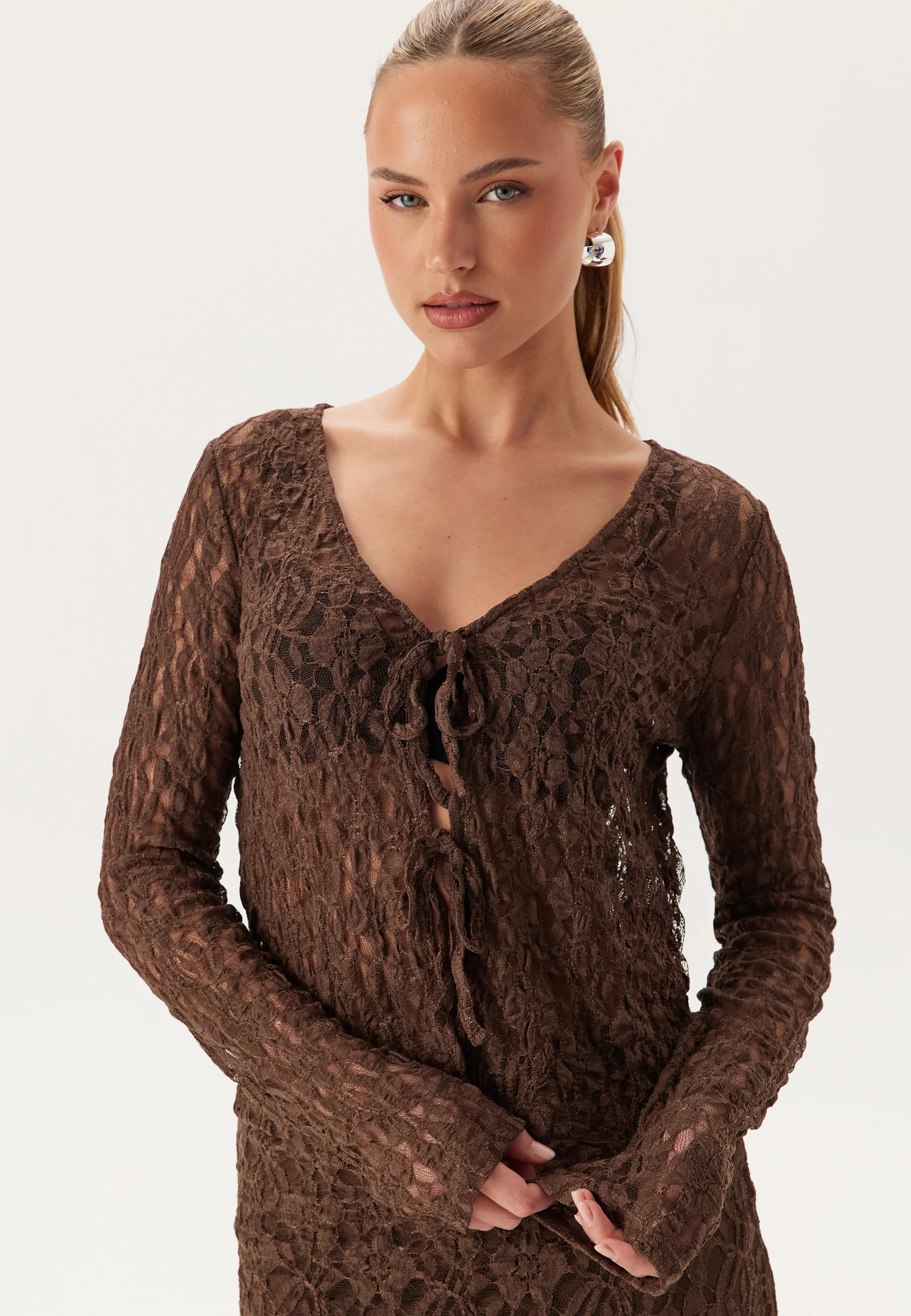 Reversible Lace Cardigan - Image 6