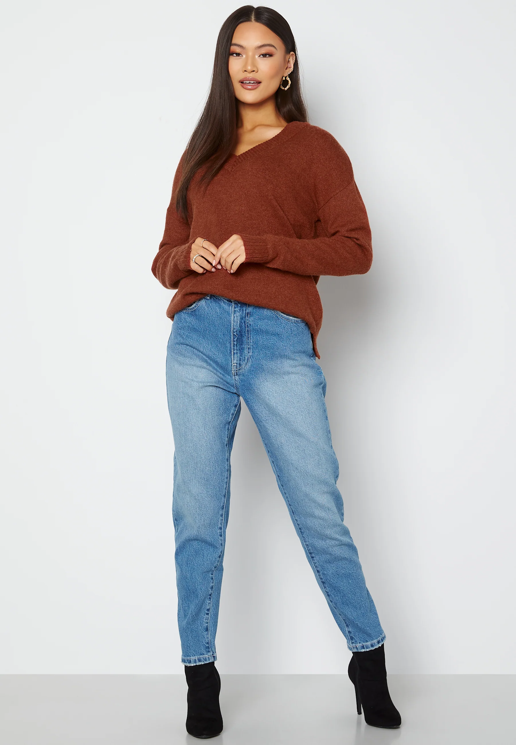 Ril Oversize V-Neck Knit Top - Image 2