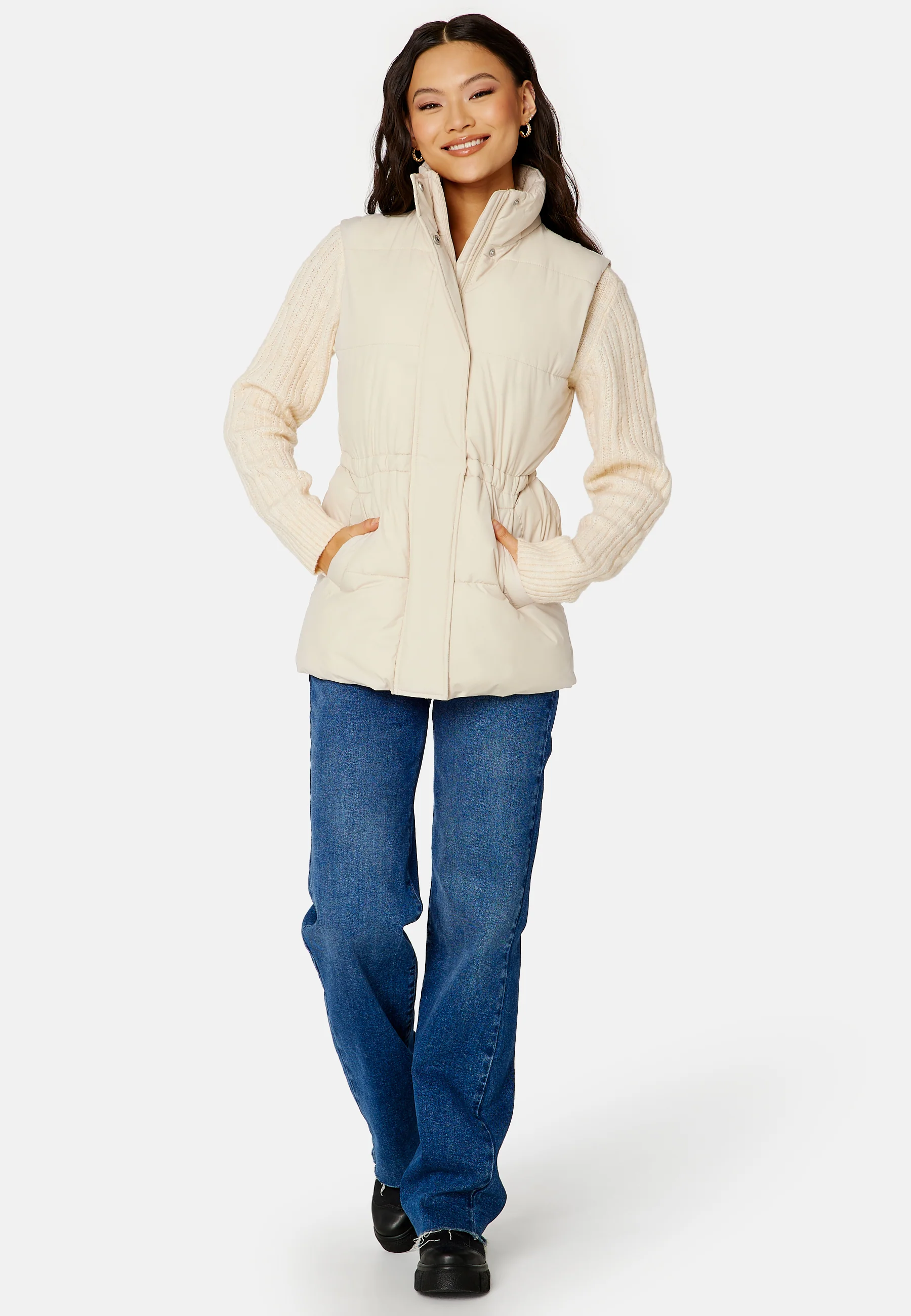 Rishi Drawstring Puffer Vest - Image 2