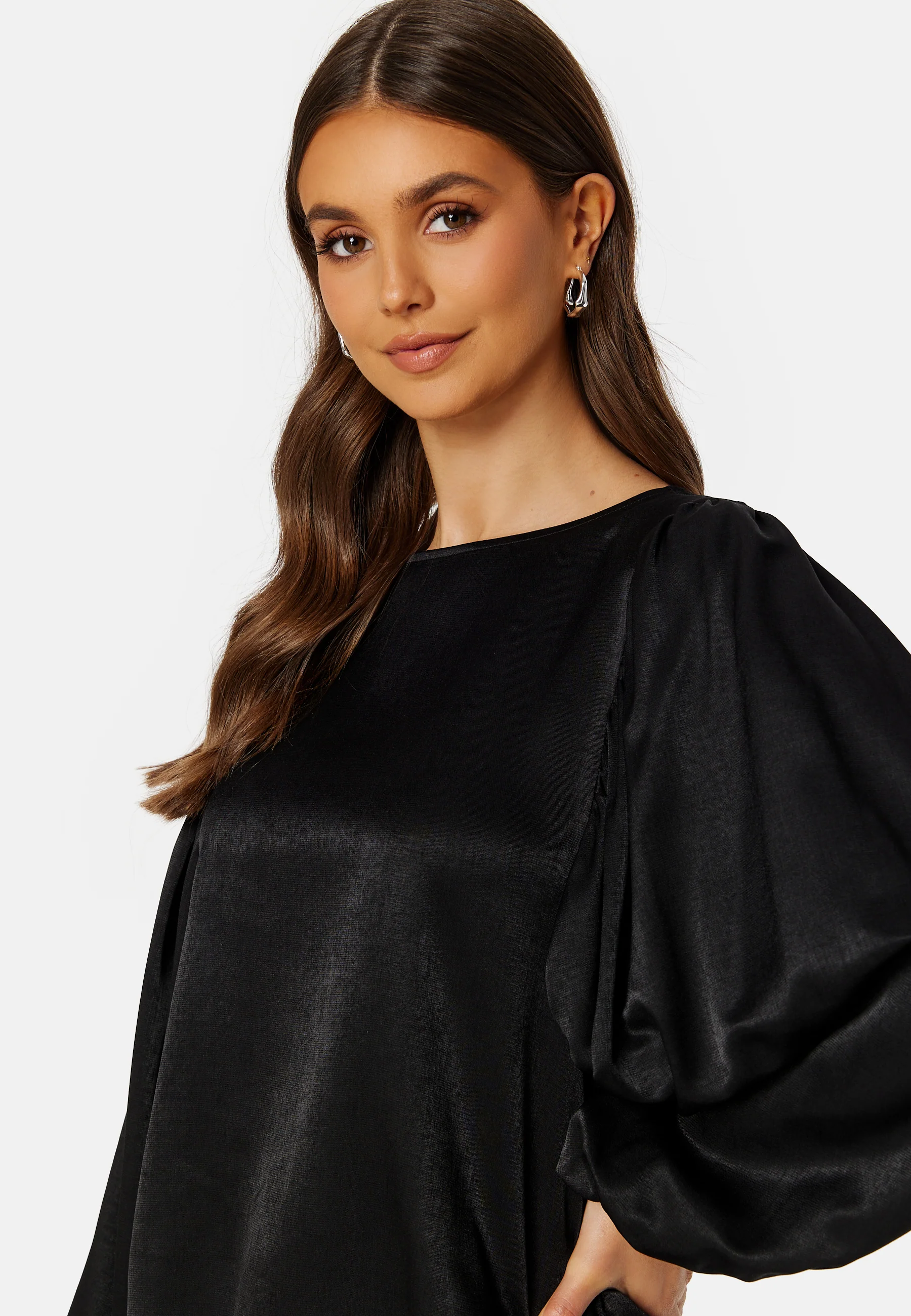 Round Neck Balloon Sleeve Blouse - Image 4