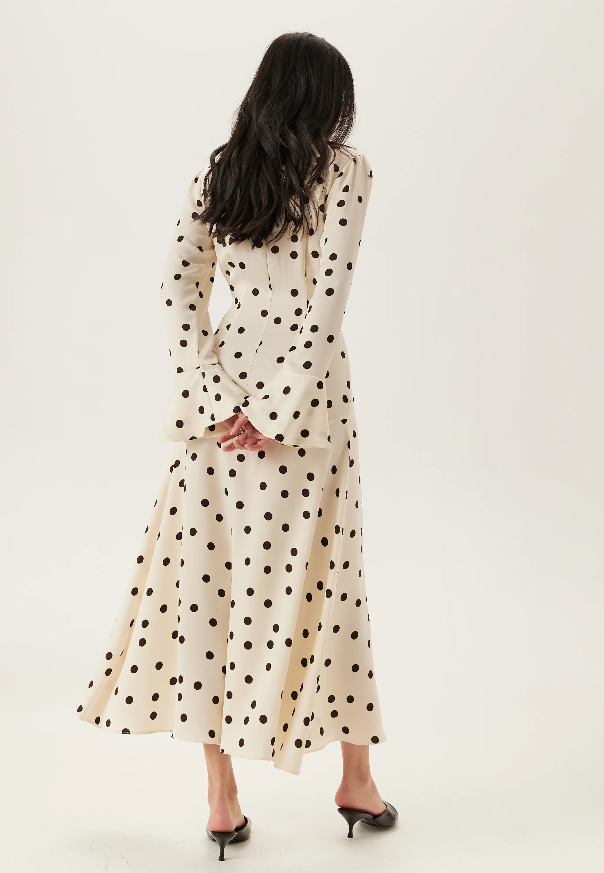 Ruched Front Midi Dress - Image 9