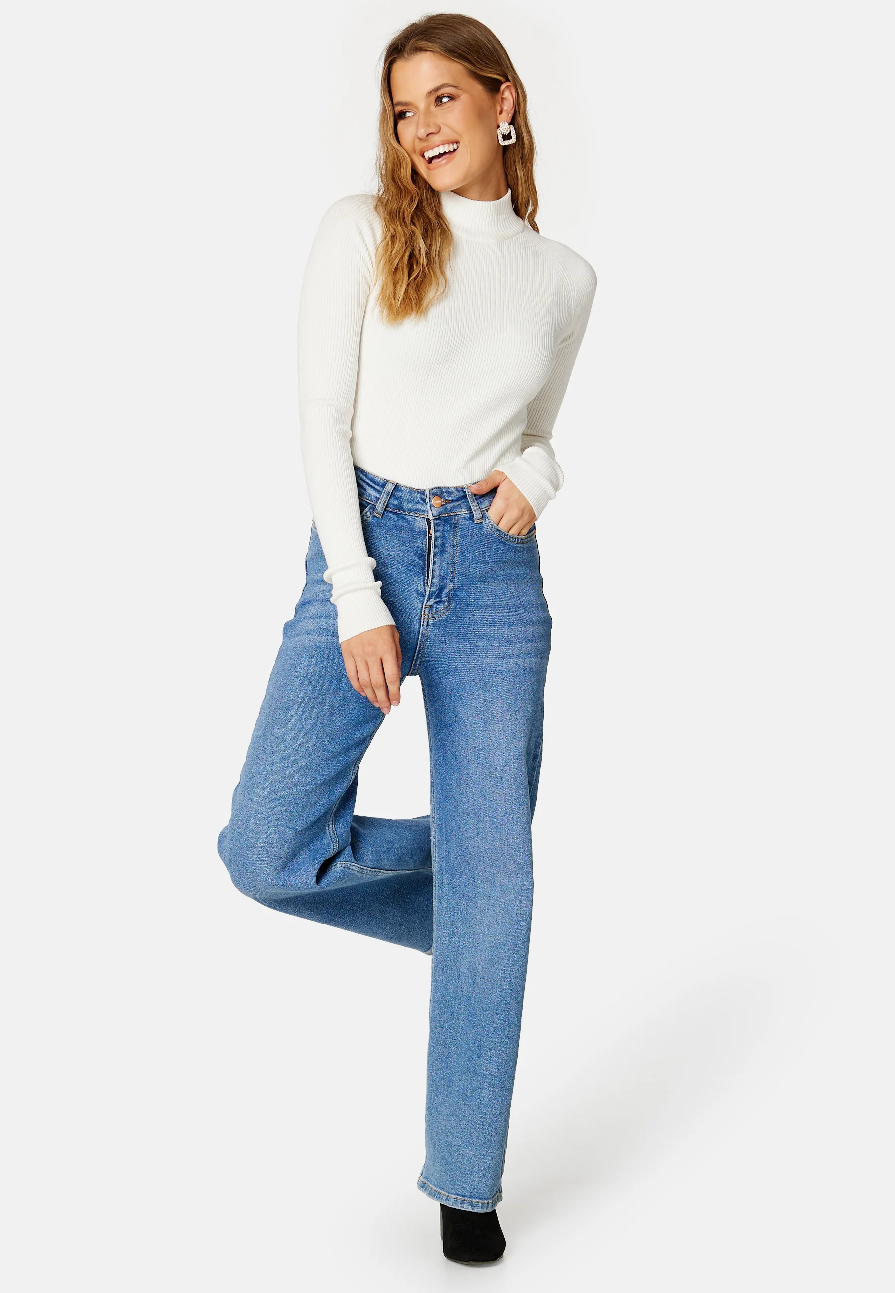 Sami turtleneck top - Image 2