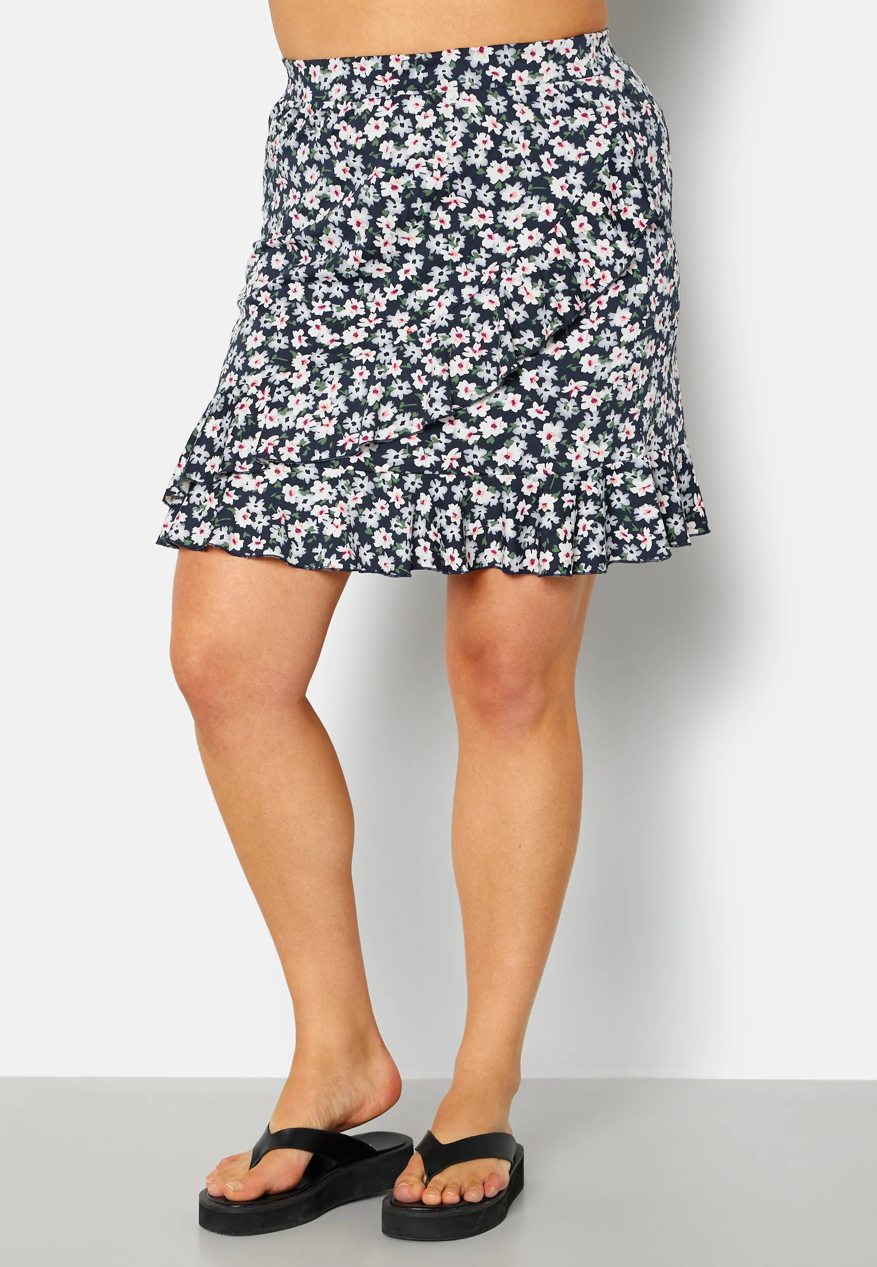 Sandy short frill skirt - Image 6