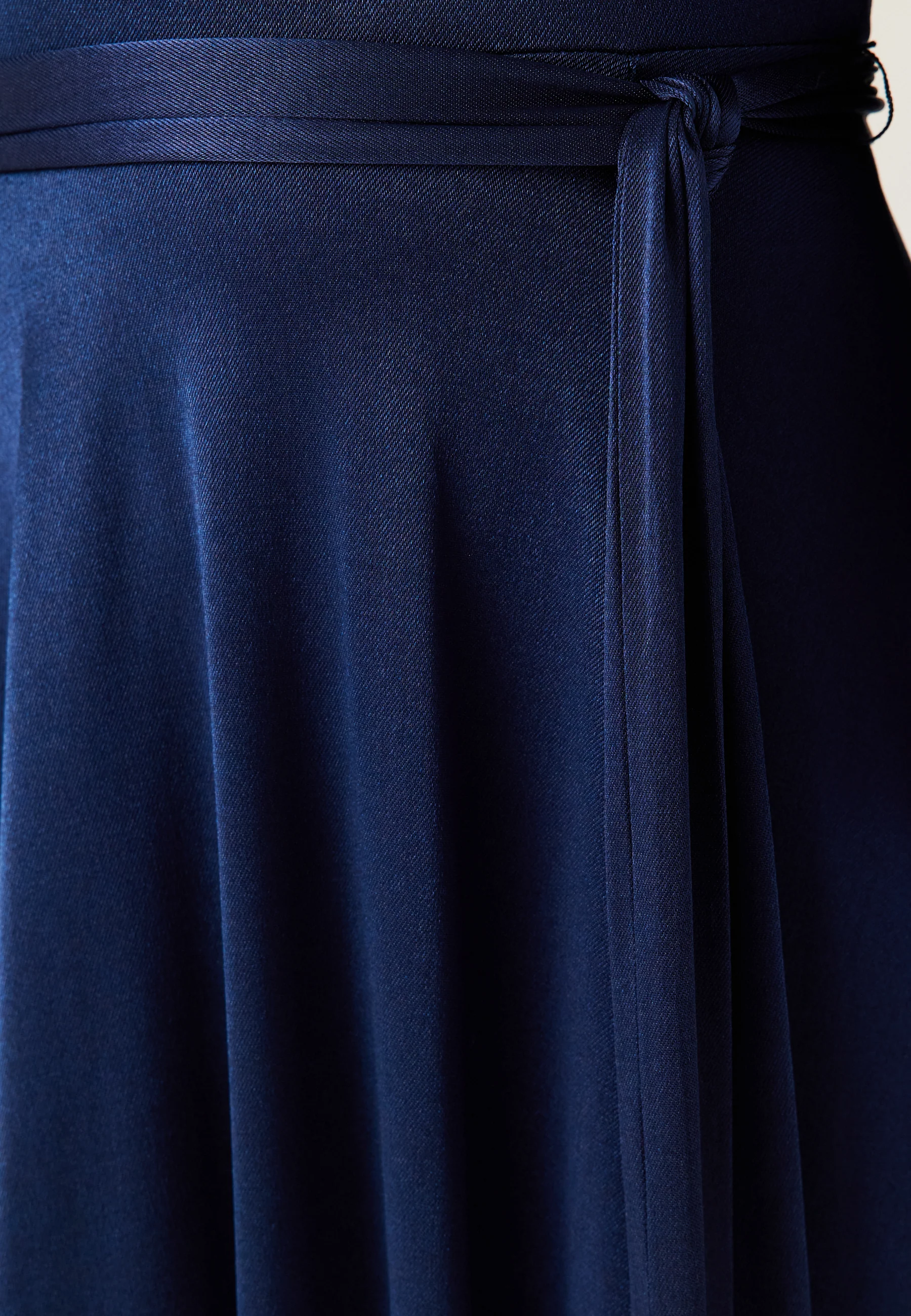 Satin Volume Sleeve Maxi Dress - Image 4