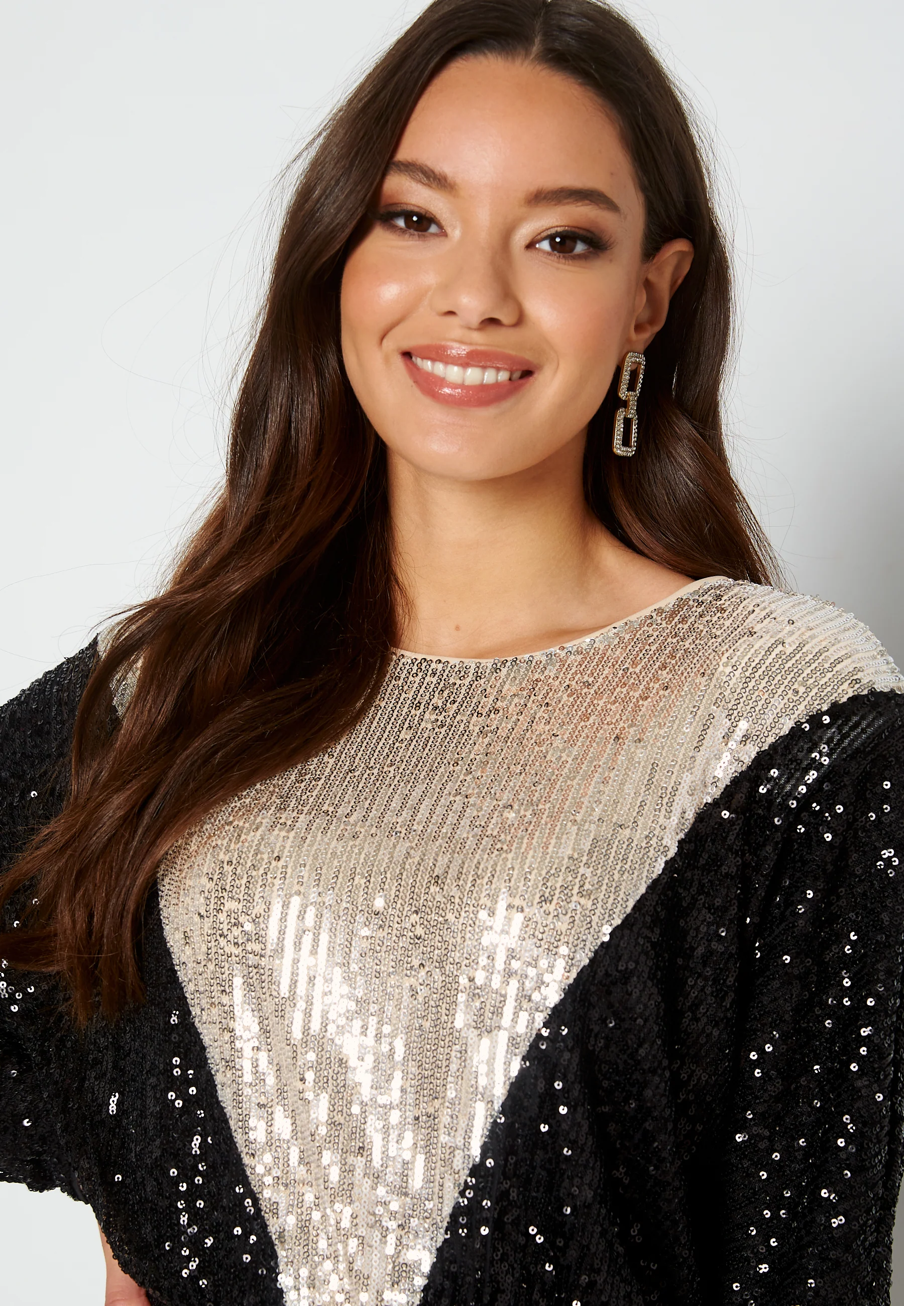 Savias Sequin Dress - Image 4