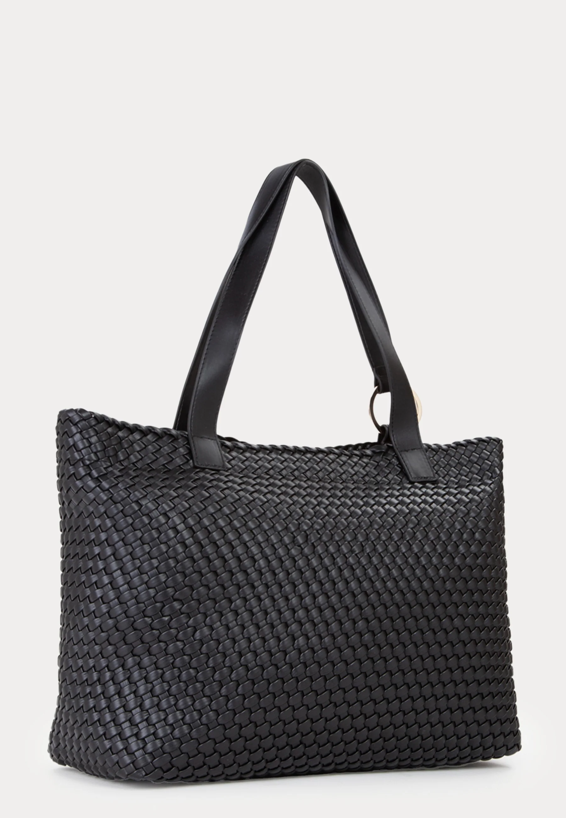 Shantel Shopping - Image 3