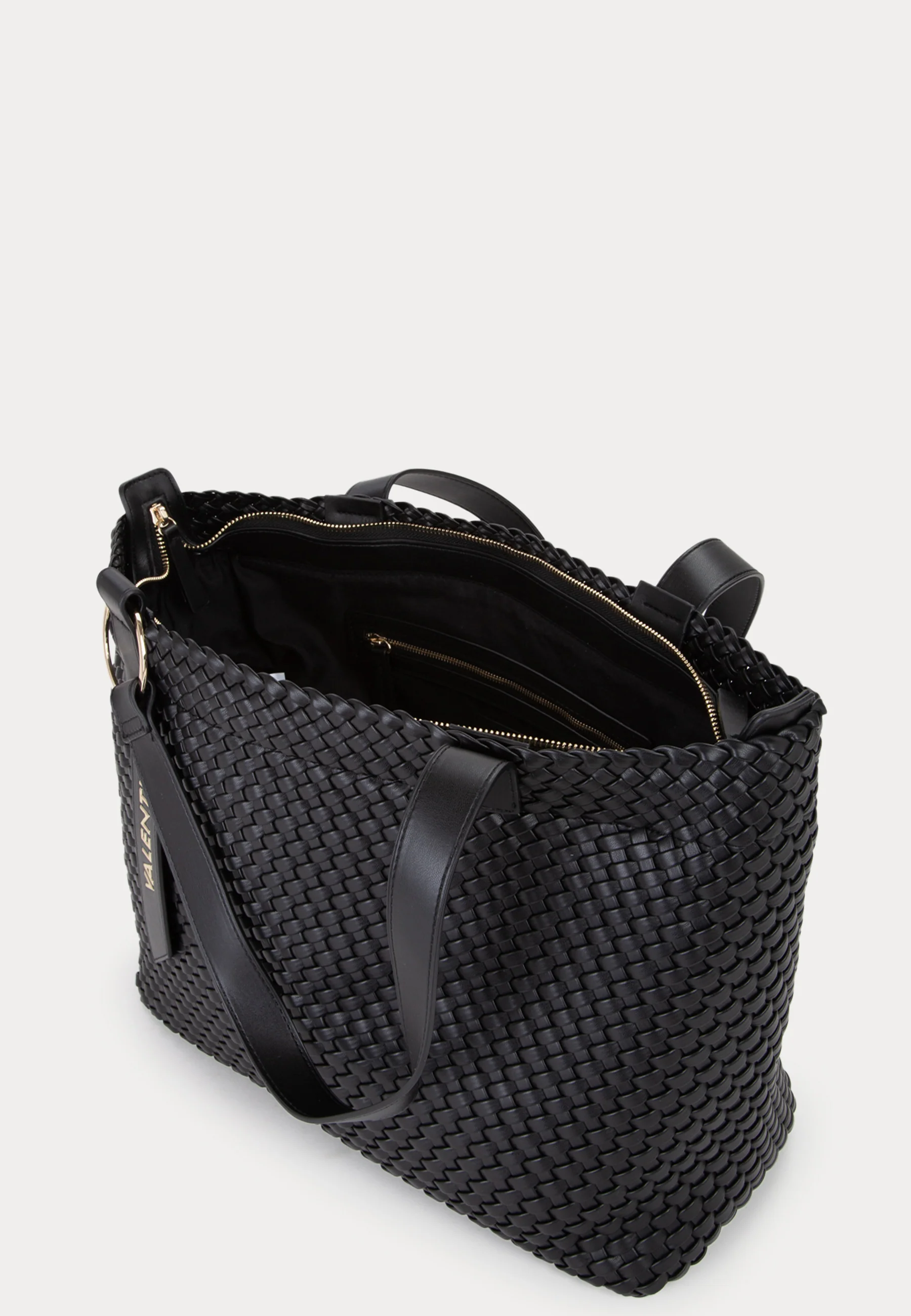 Shantel Shopping - Image 5