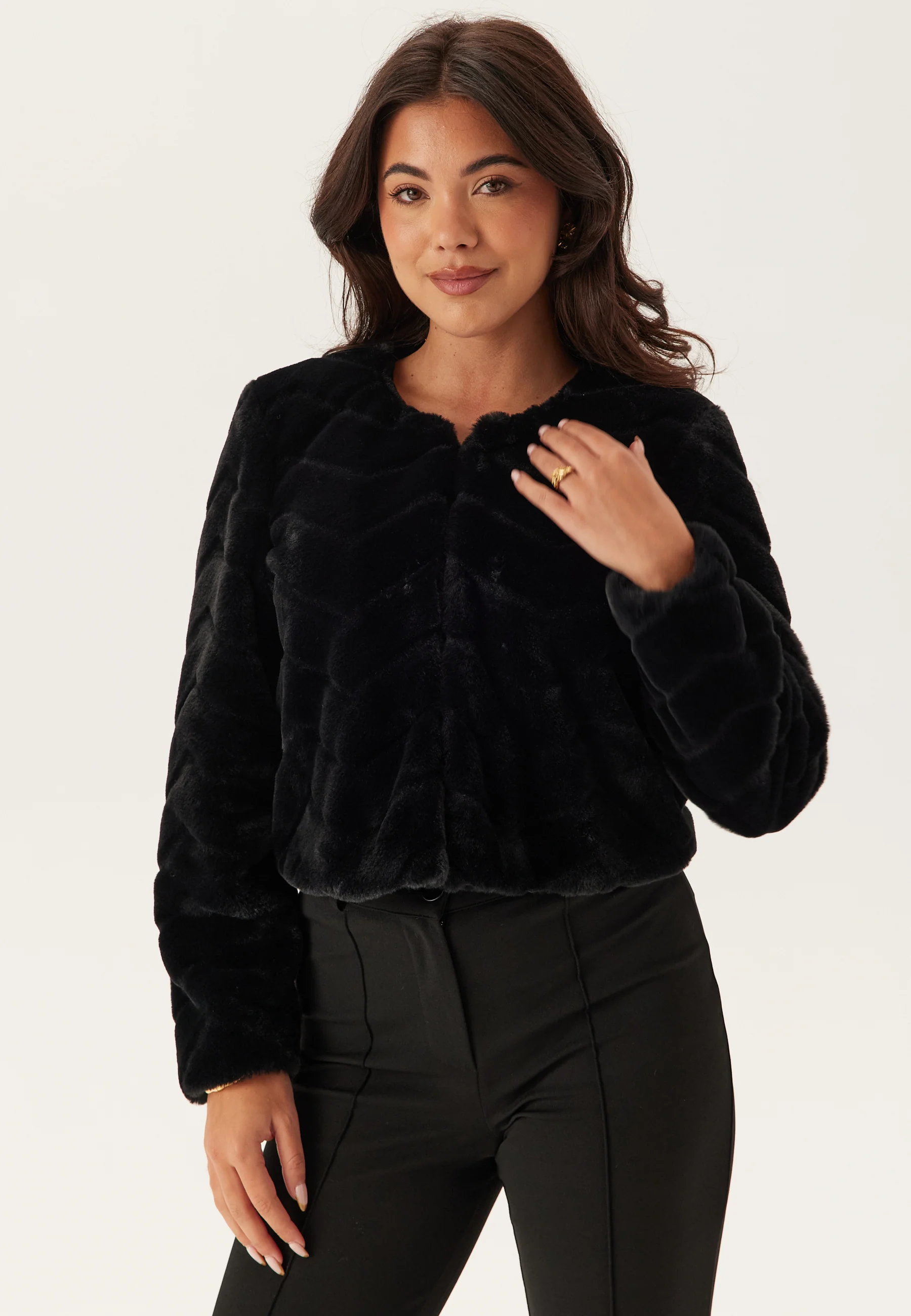 Short Party Faux Fur Jacket - Image 4