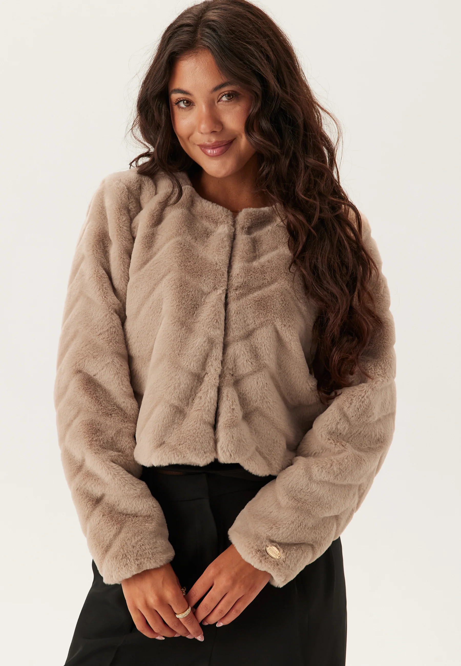Short Party Faux Fur Jacket - Image 4