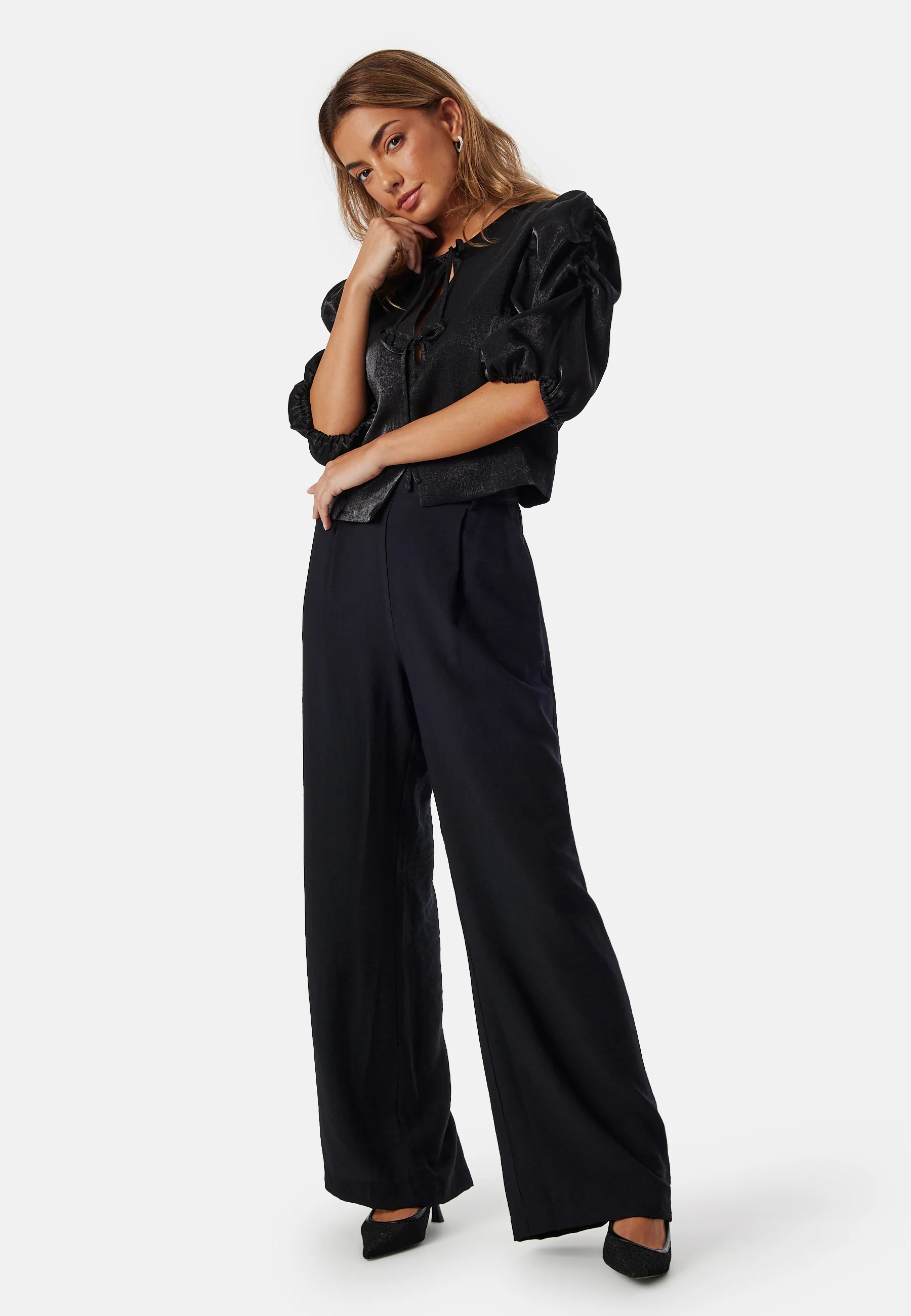 Short Puff Sleeve Blouse - Image 3