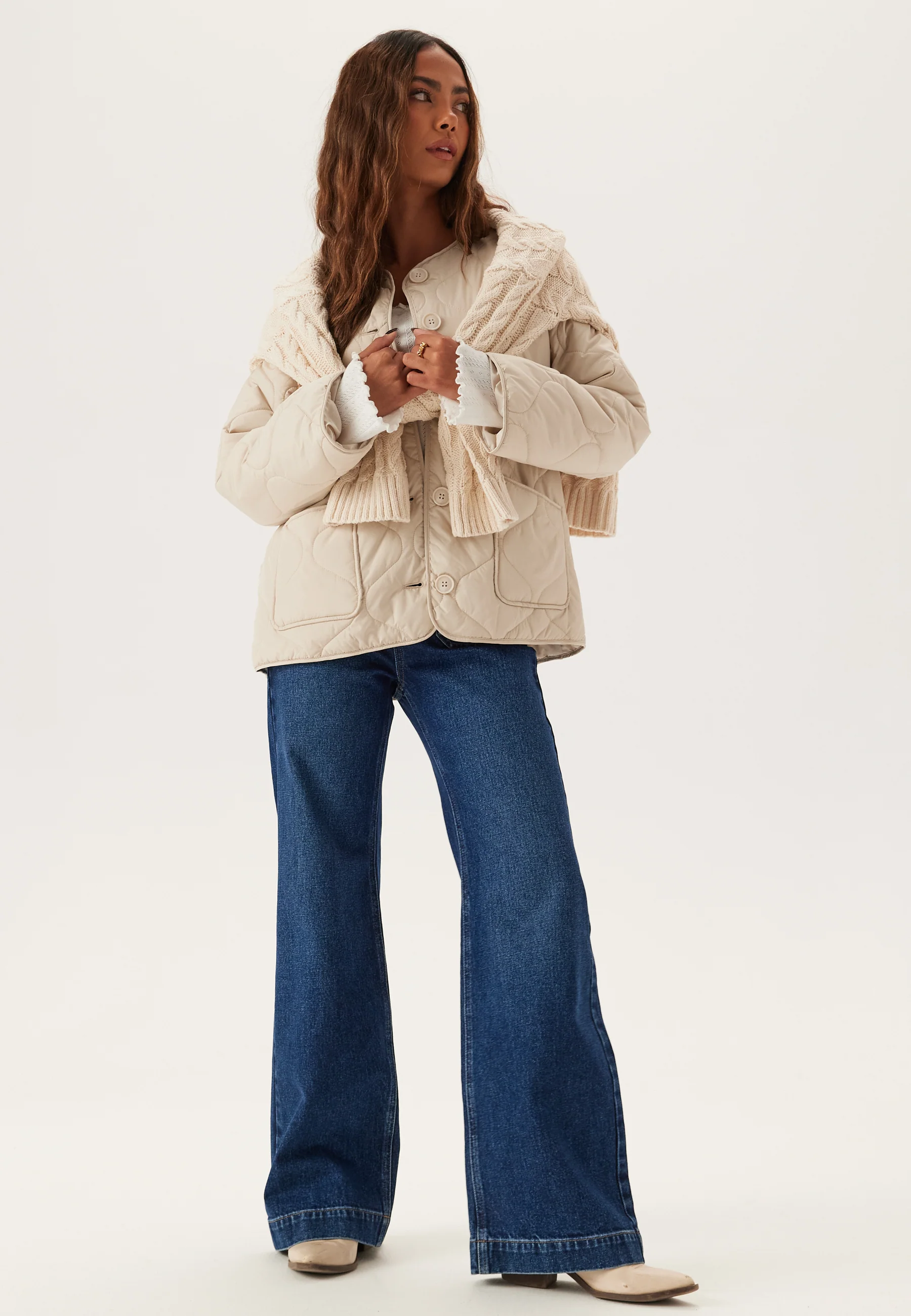 Short Quilted Jacket - Image 3