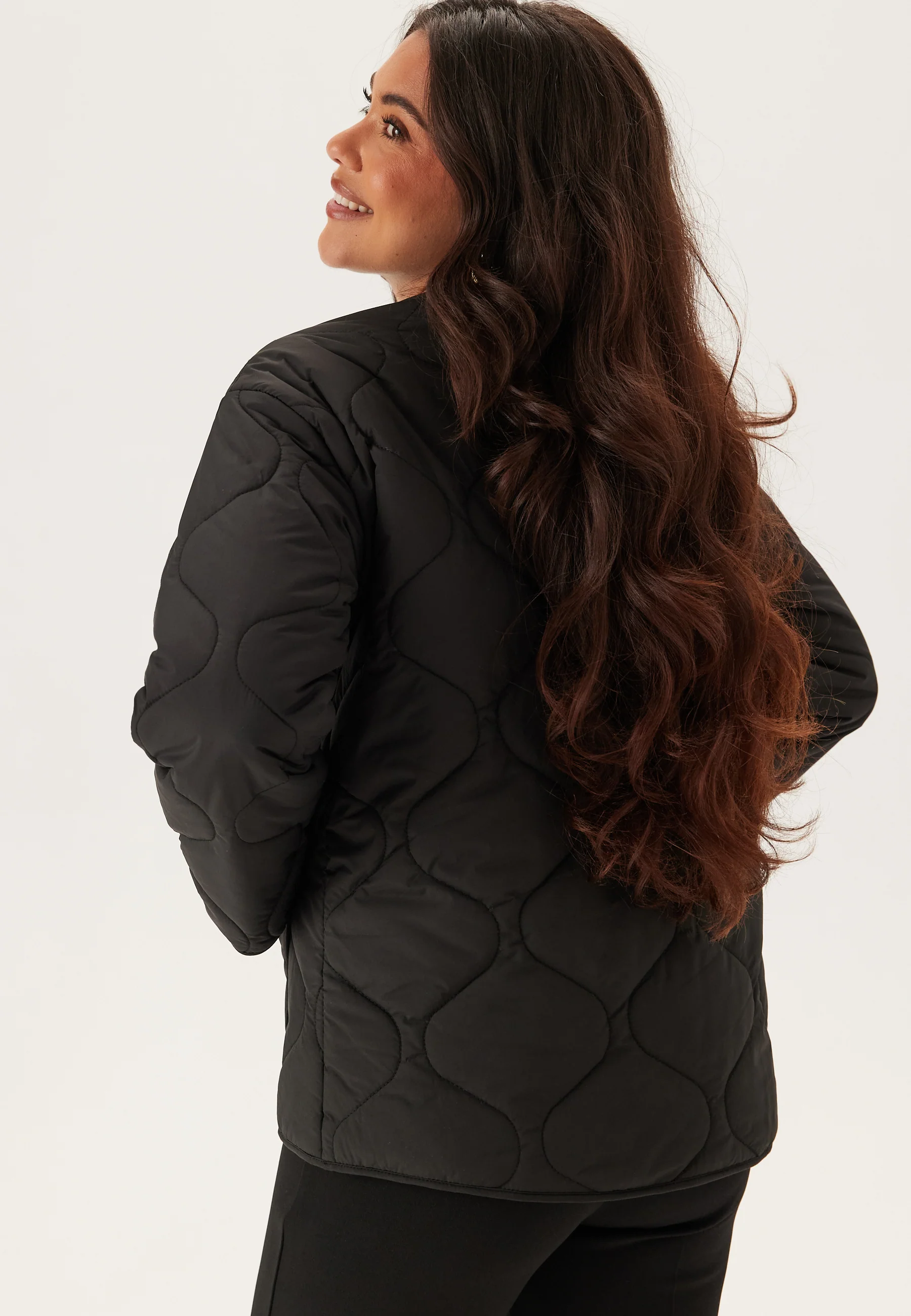 Short Quilted Jacket - Image 2