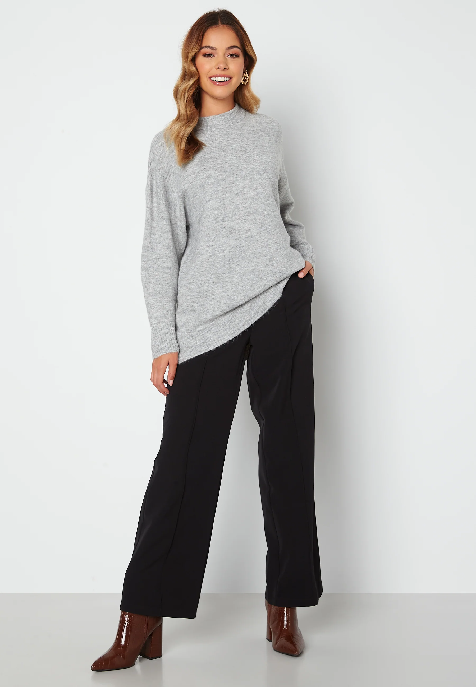 Silja L/S Loose Pullover Knit - Image 3
