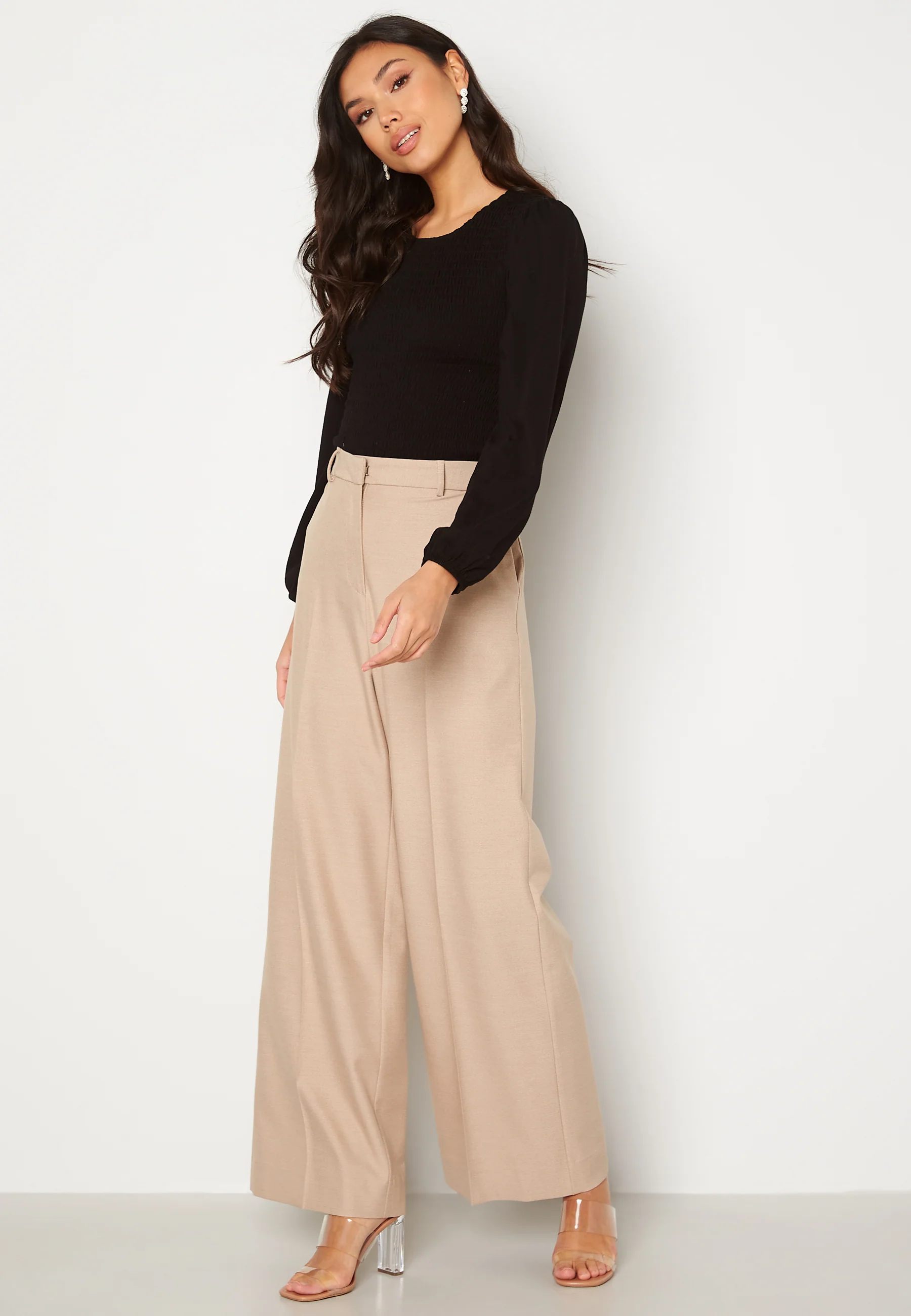 Sindi L/S Smock Top - Image 2