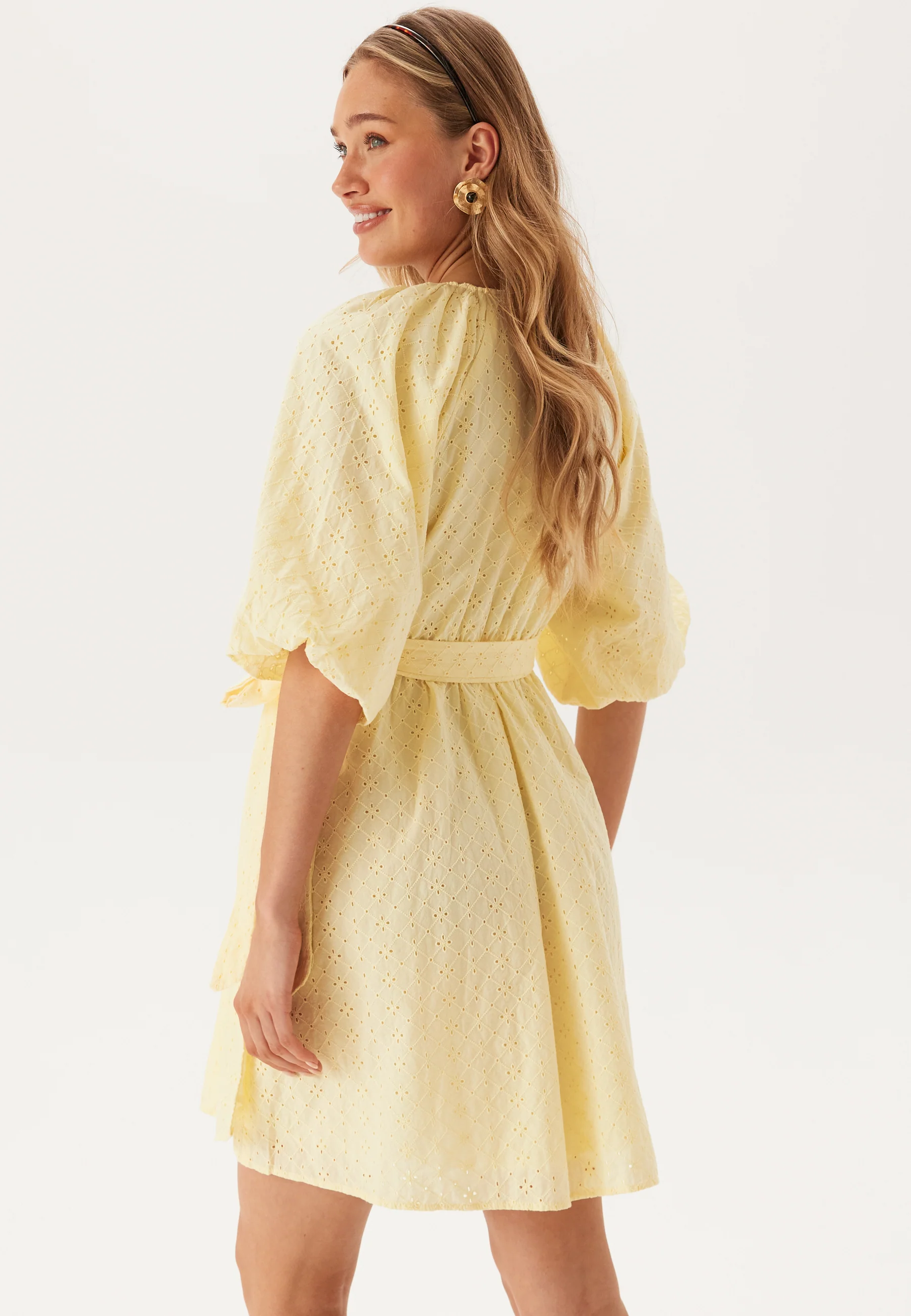Slfhannah 2/4 Short Wrap Broderi Dress - Image 2