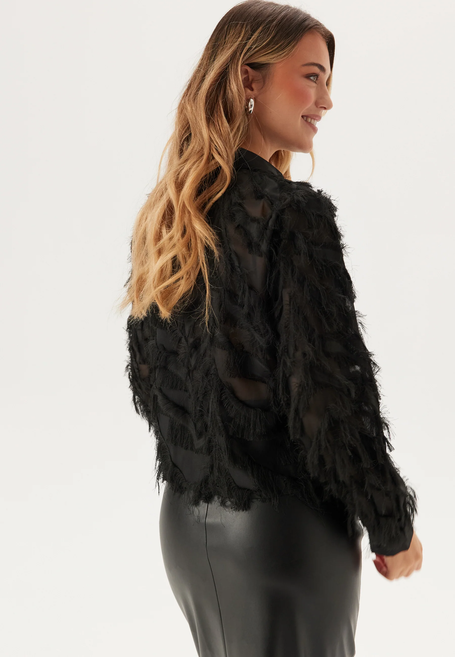 Slfmyline Ls Fluffy Cropped Sh - Image 2