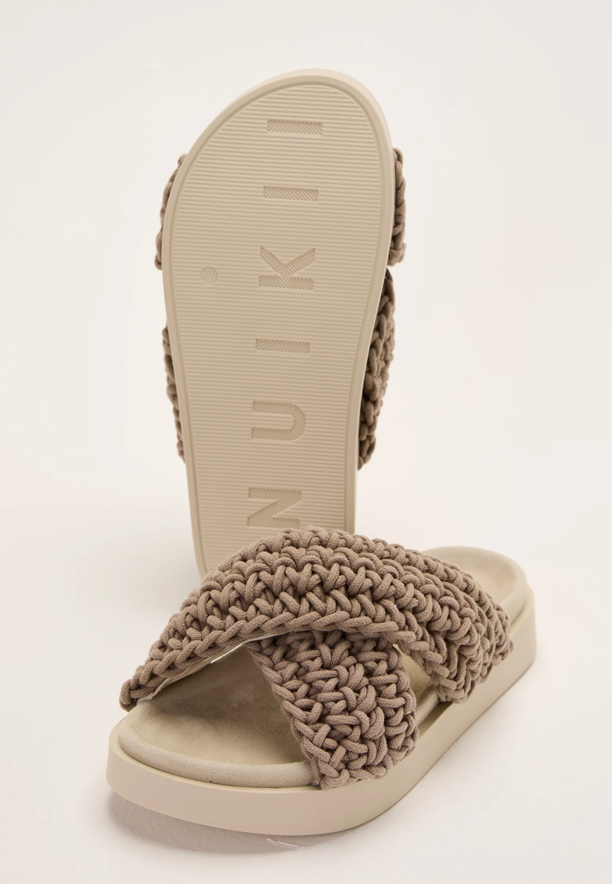 Slipper Woven - Image 5