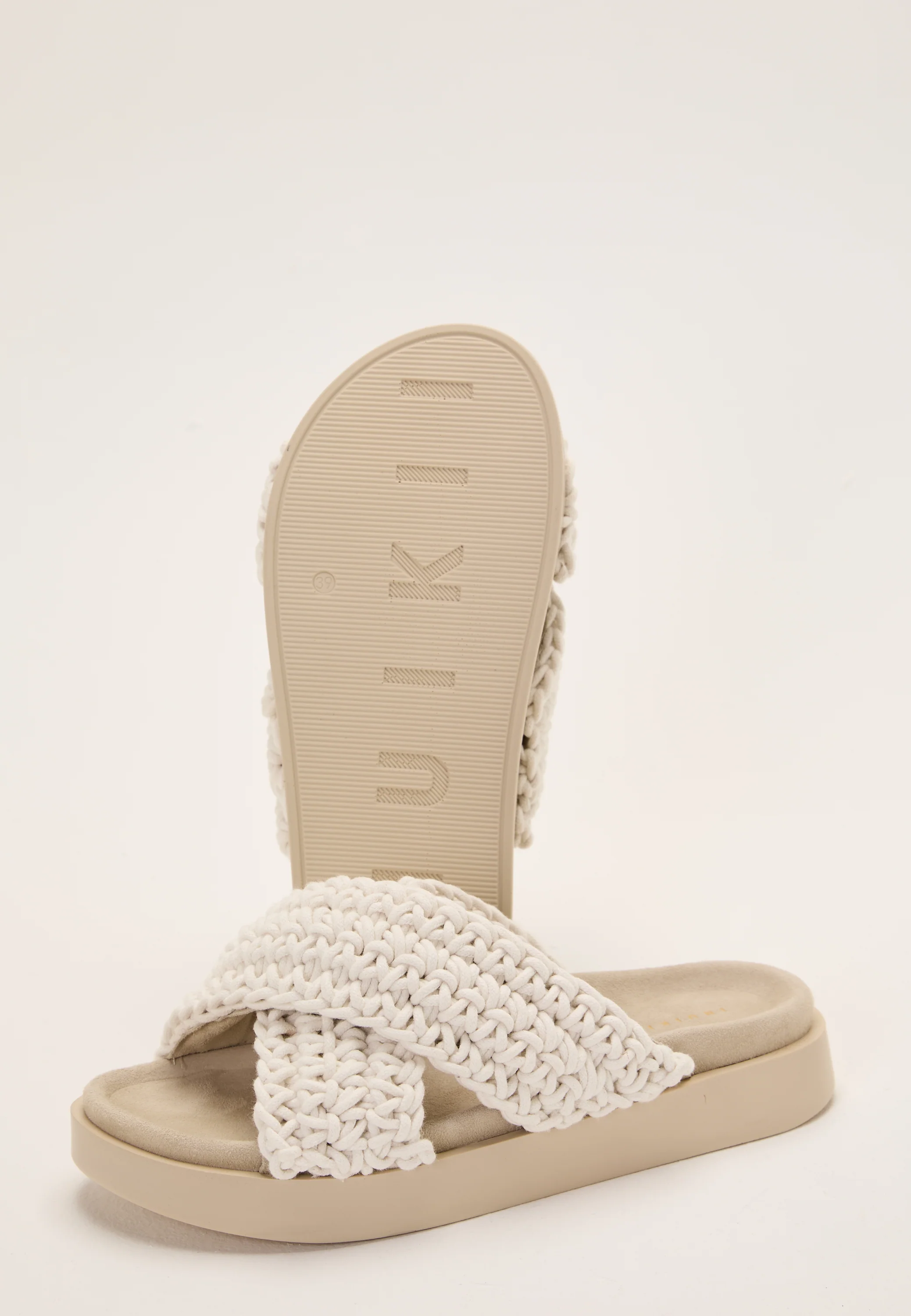 Slipper Woven - Image 5