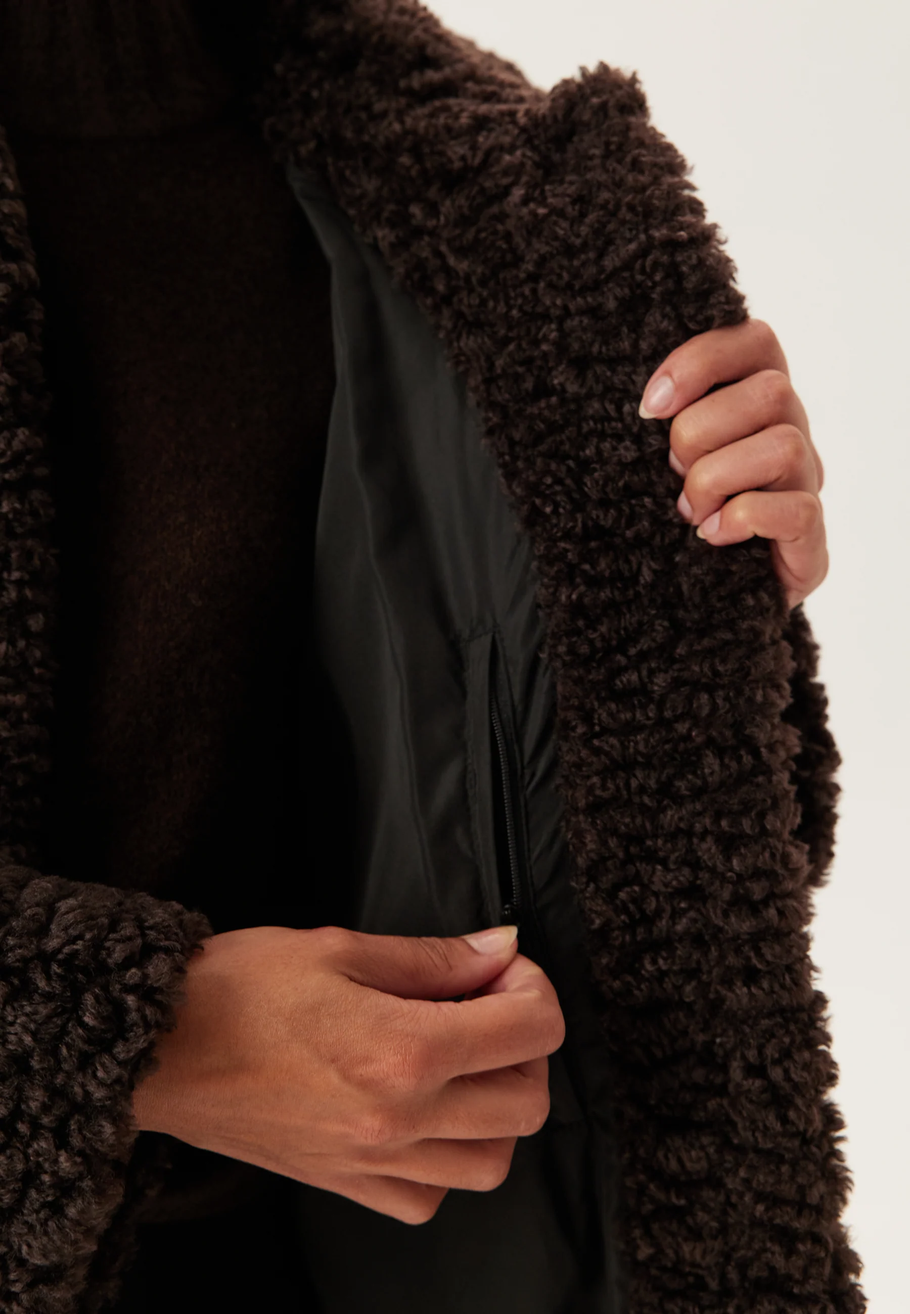 Solange Jacket - Image 7