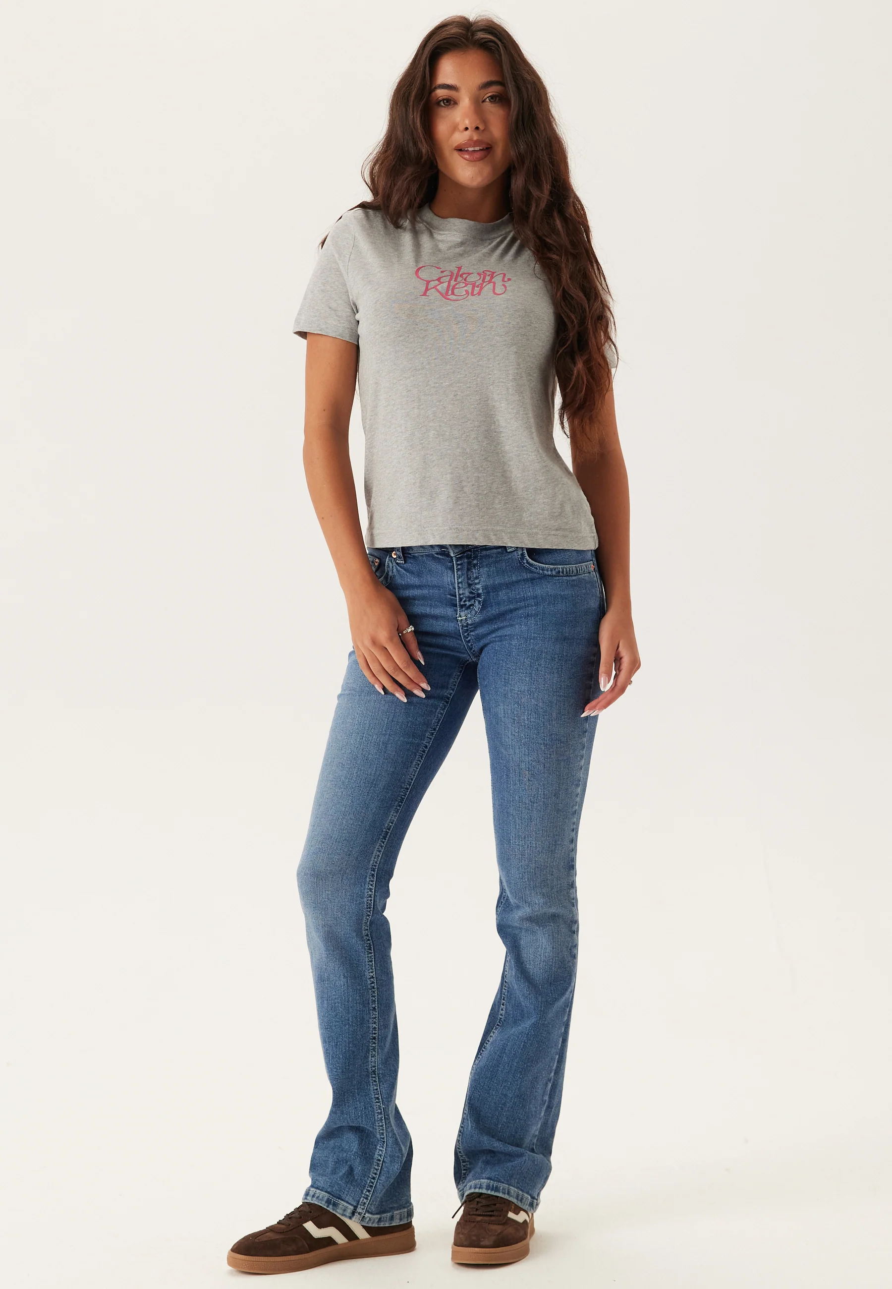 Ss Fitted Script Calvin Klein Te - Image 3