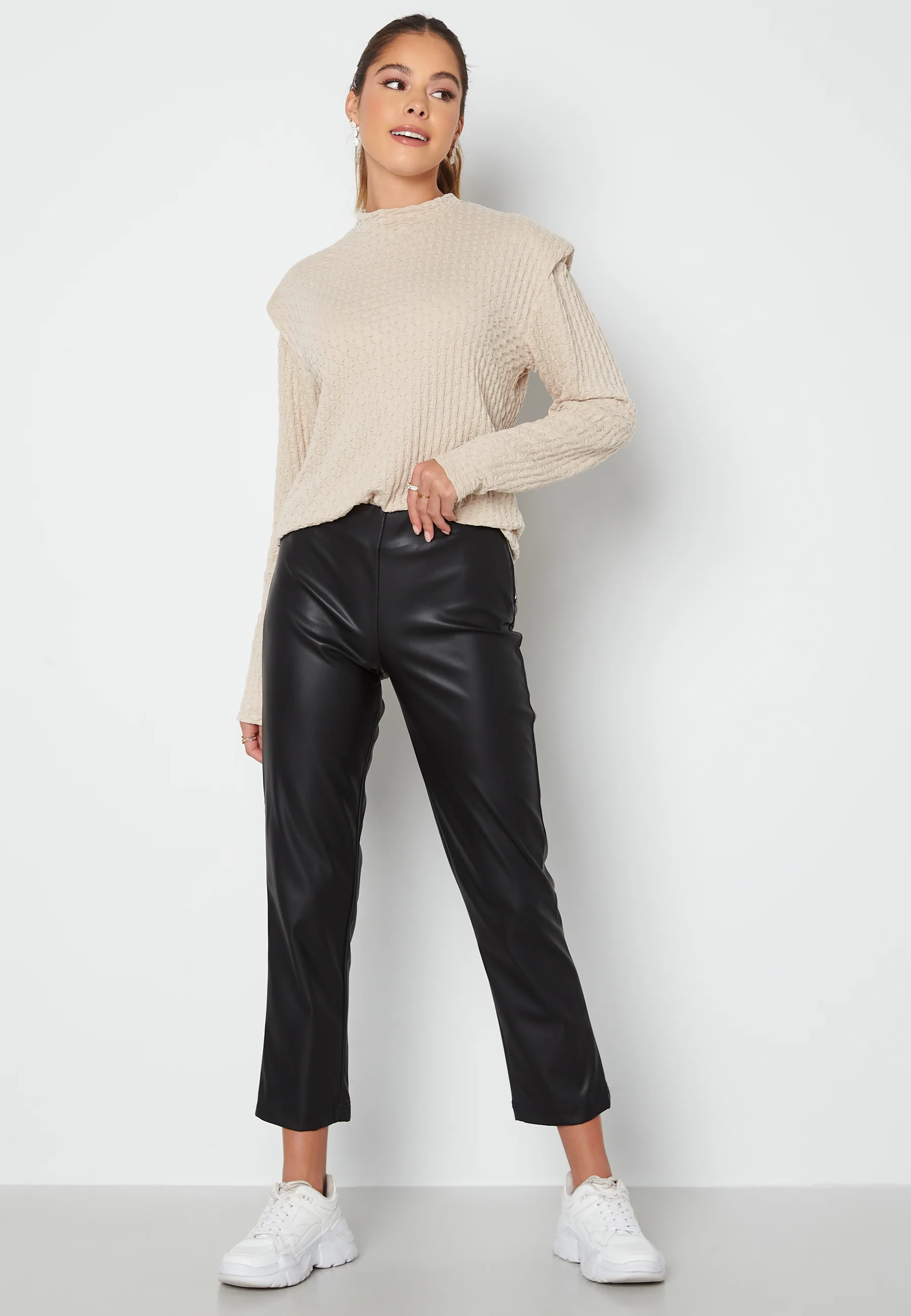 Stella L/S Top - Image 2