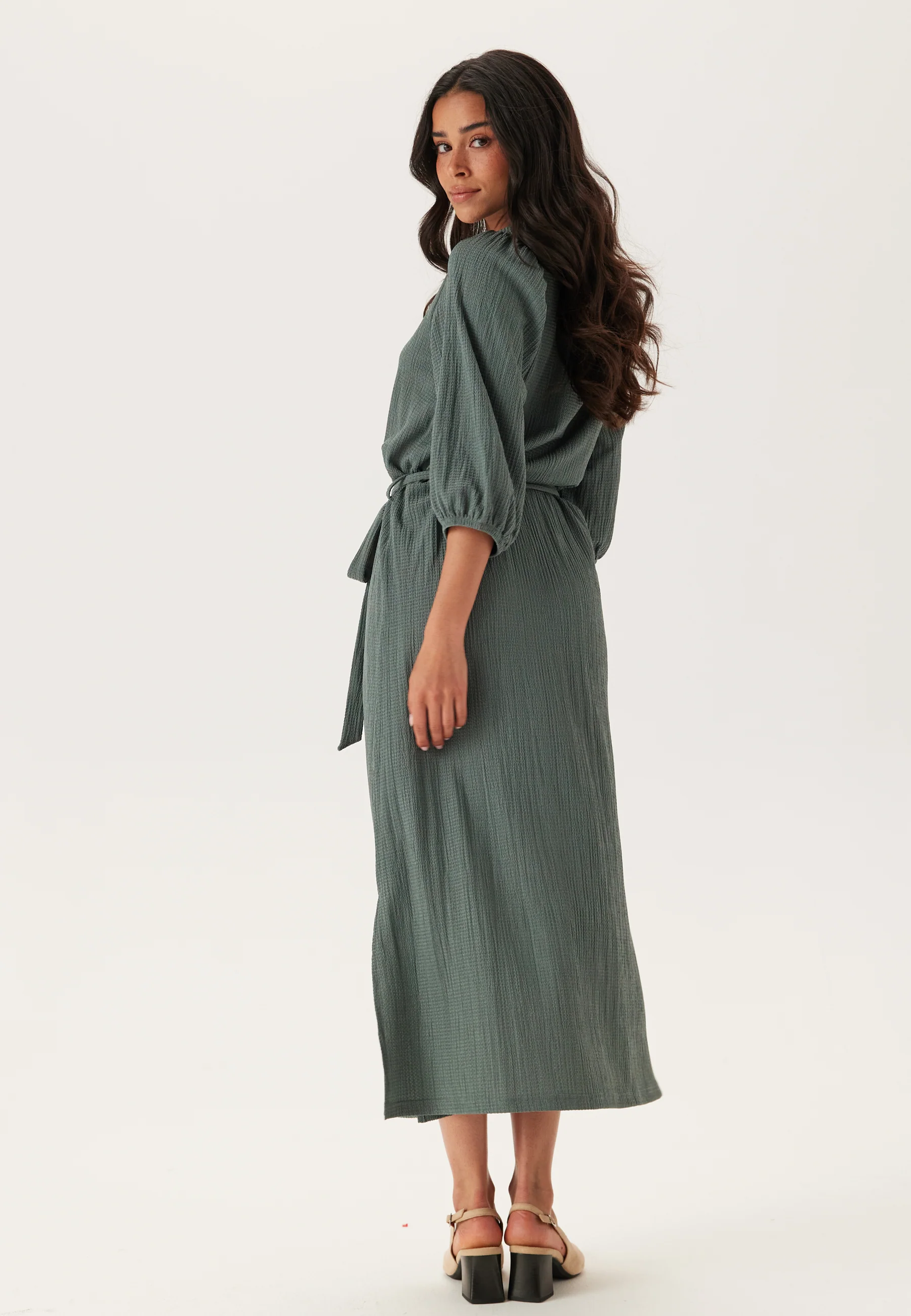 Structured Puff Sleeve Midi Dress - Image 3