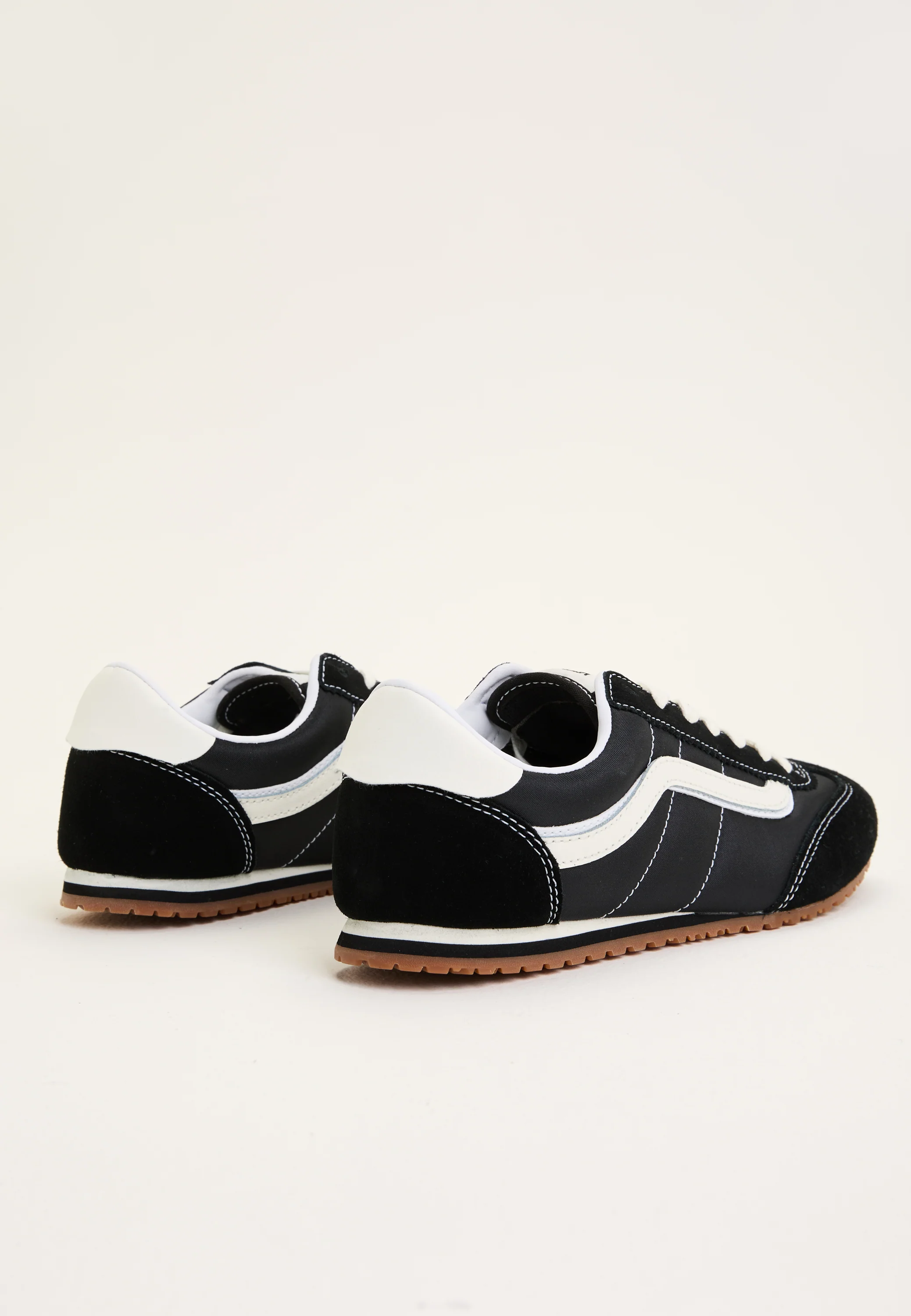 Super Lowpro - Image 7