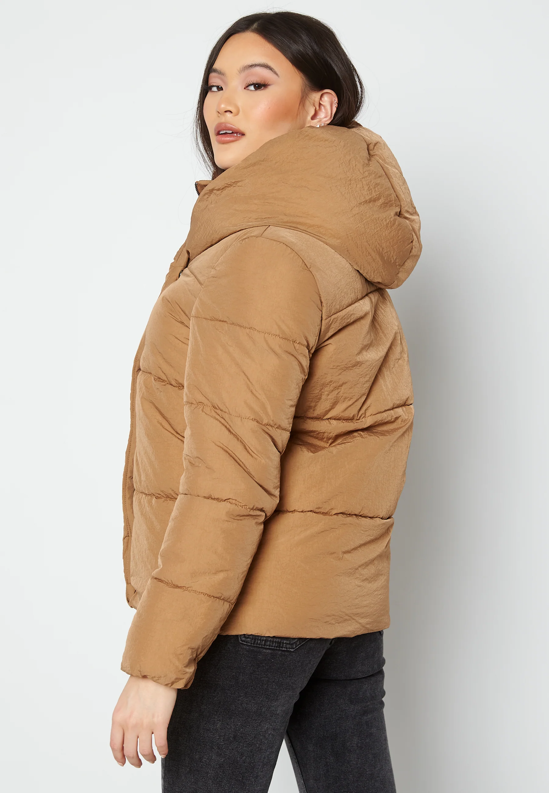 Sydney Sara Puffer Jacket - Image 4
