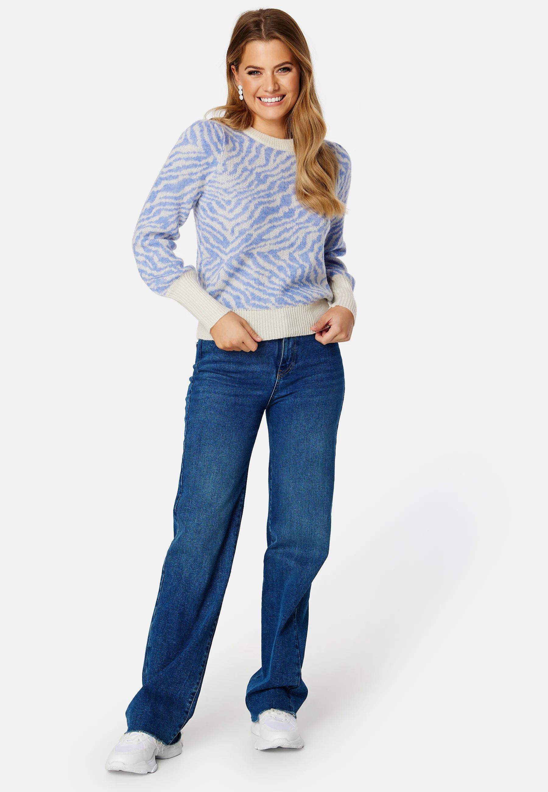Tari LS O-Neck Jaquard Blouse - Image 2