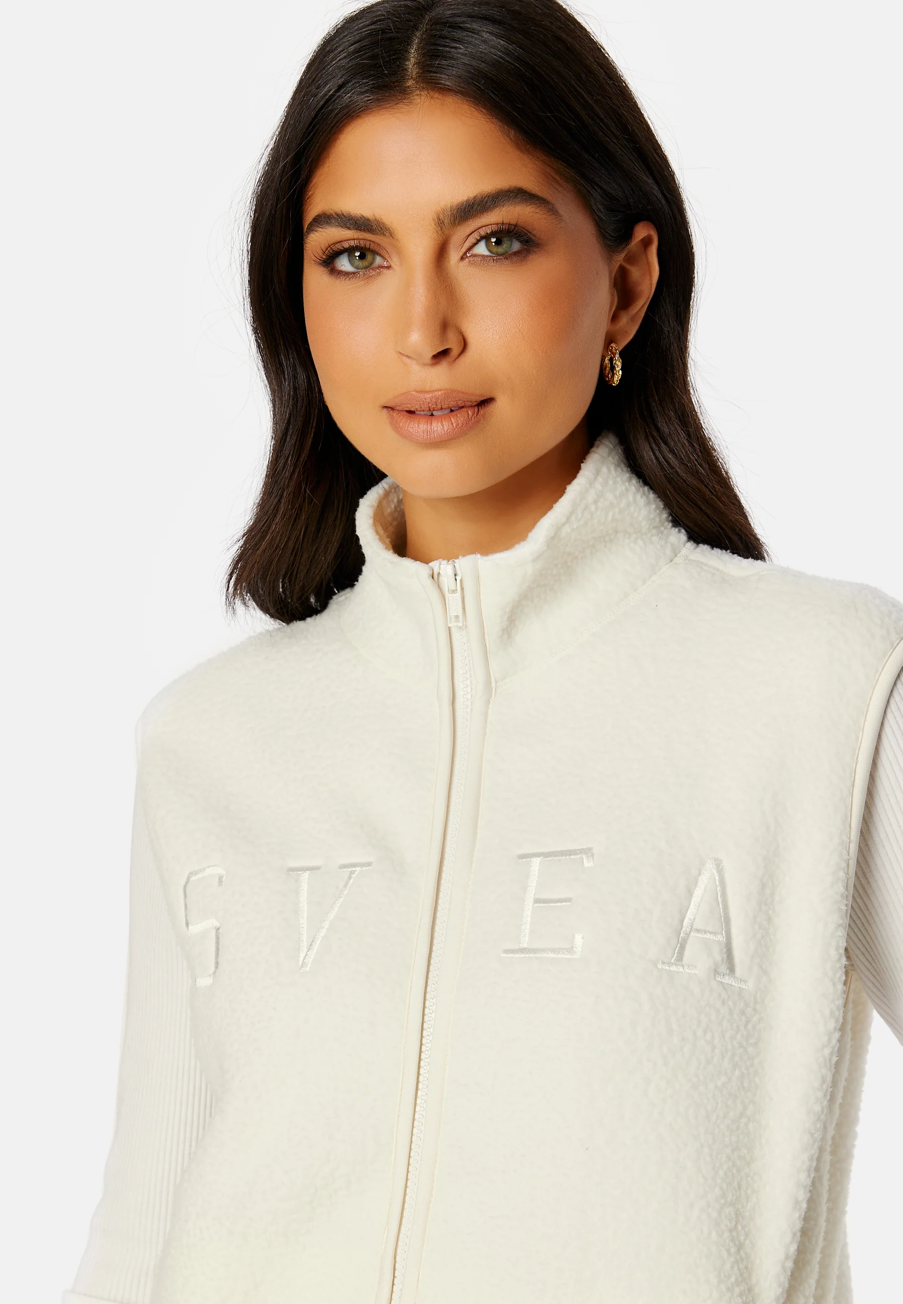 Teddy Pile Vest - Image 5