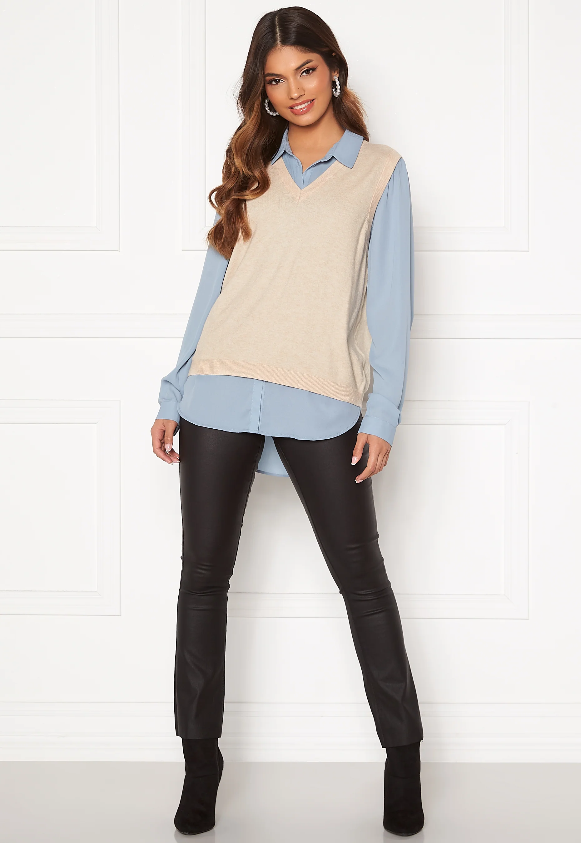 Thess S/L Knit Waistcoat - Image 2