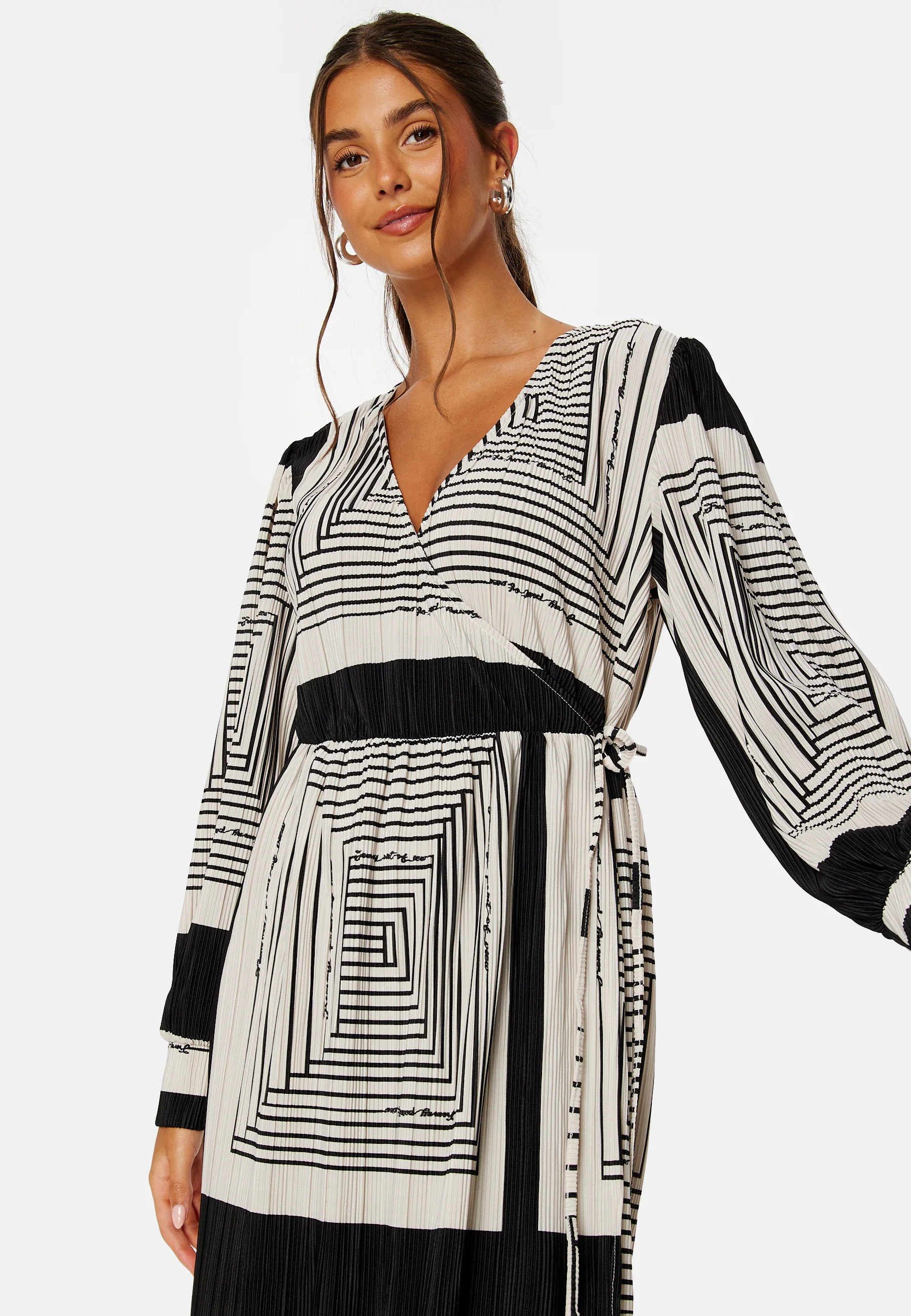 Tobina L/S Wrap Dress - Image 3