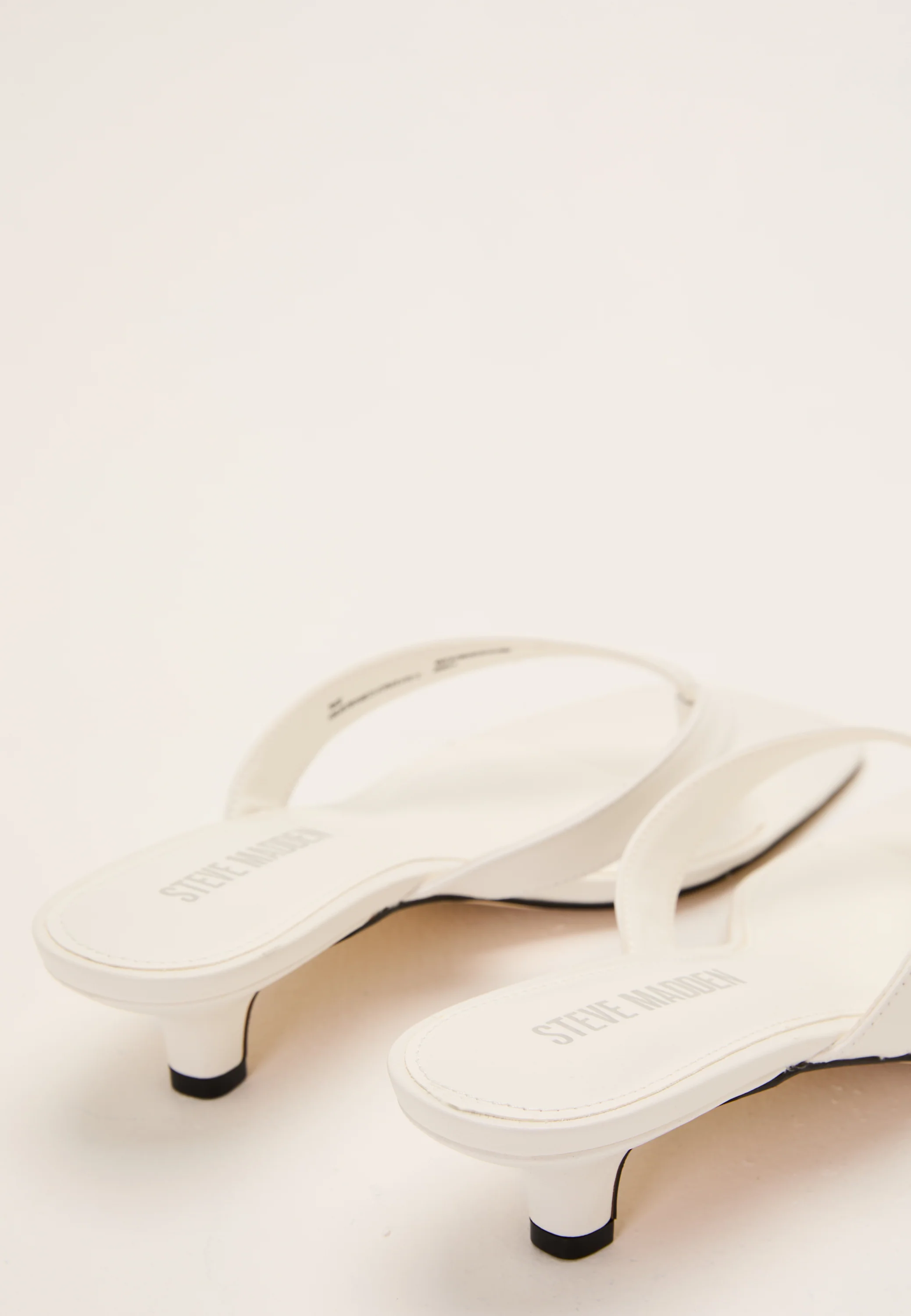 Tracie Leather Sandal - Image 5