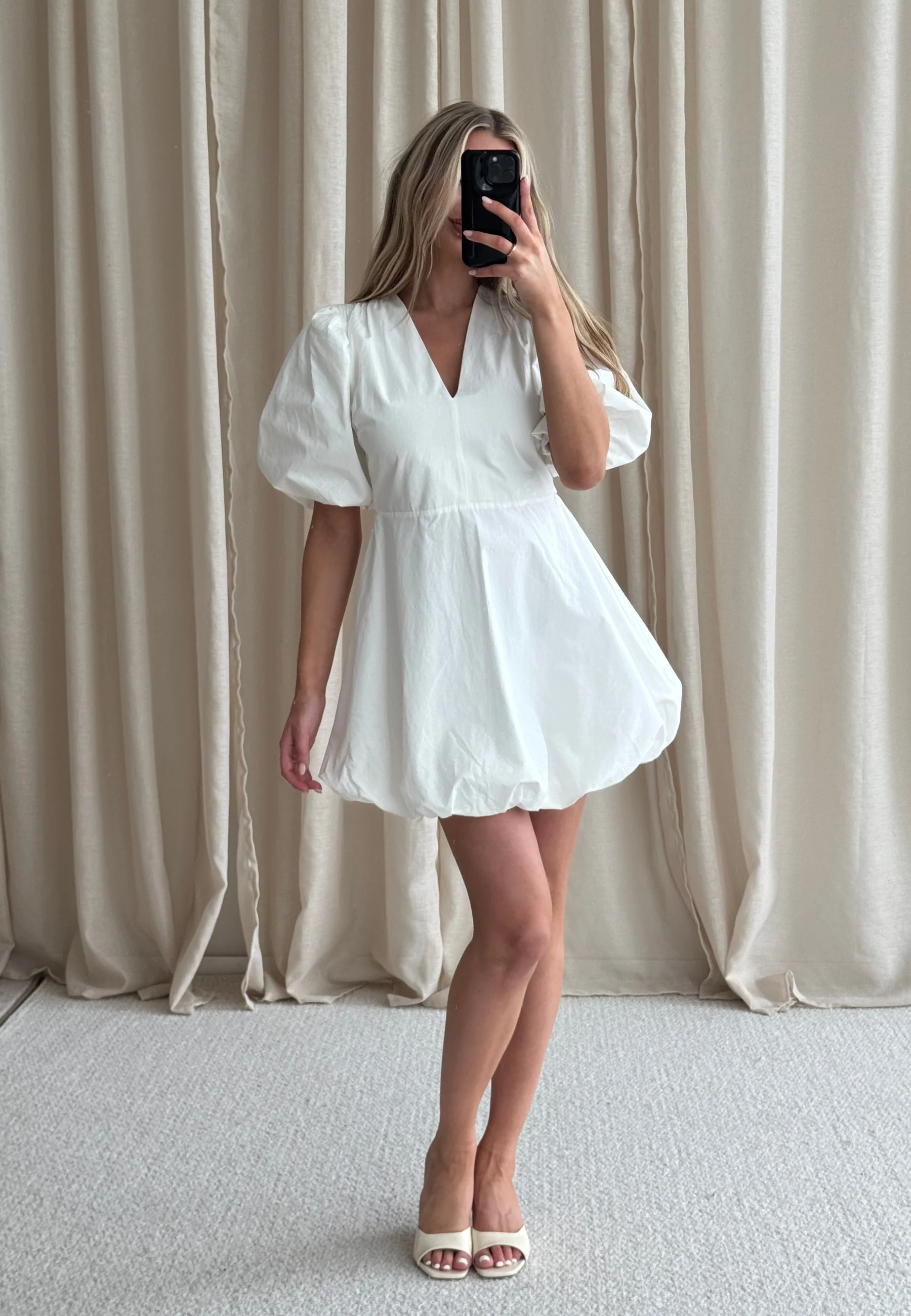 V-neck Bubble Hem Short Dress VIT