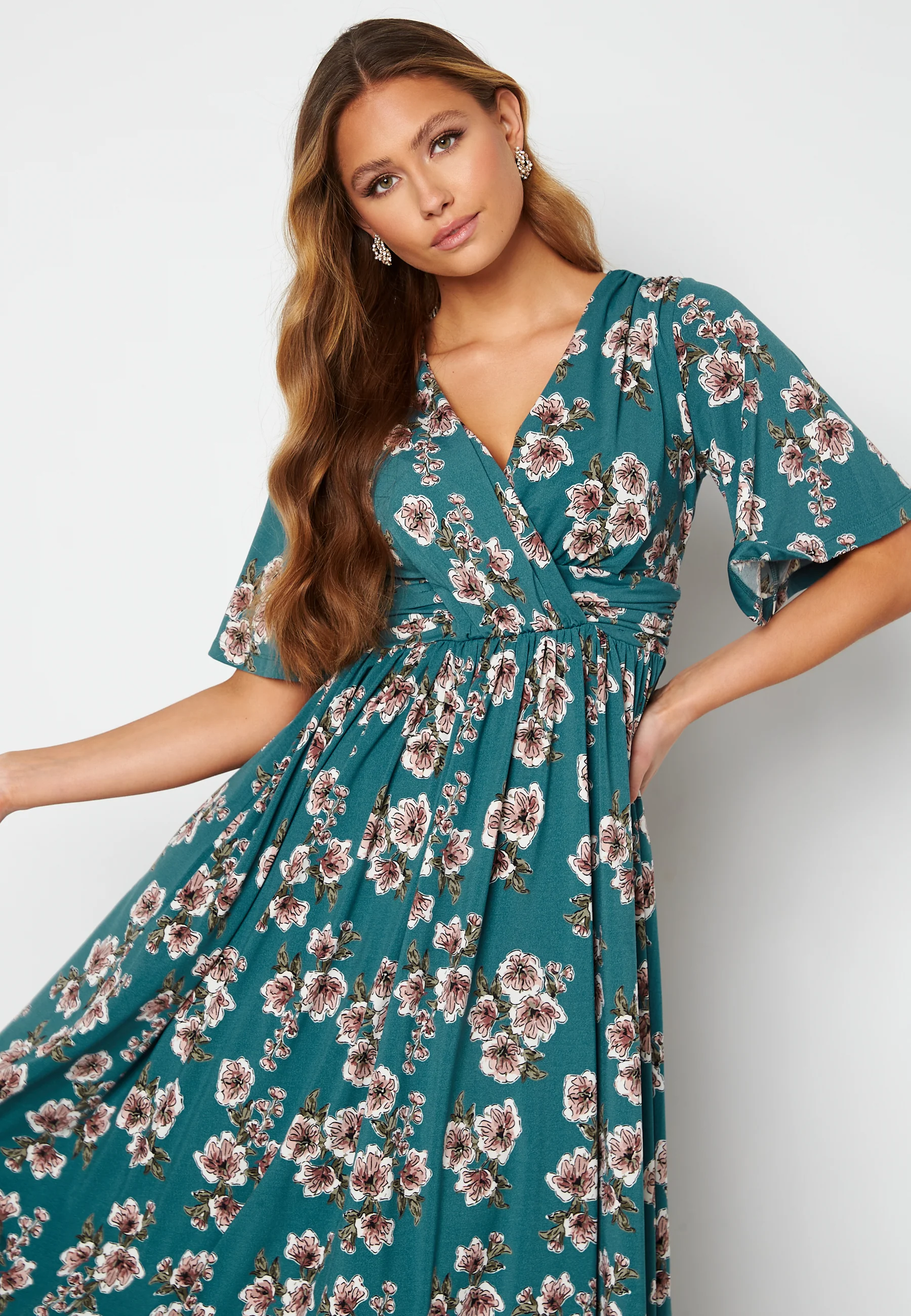 Valeria Butterfly Sleeve Dress - Image 4