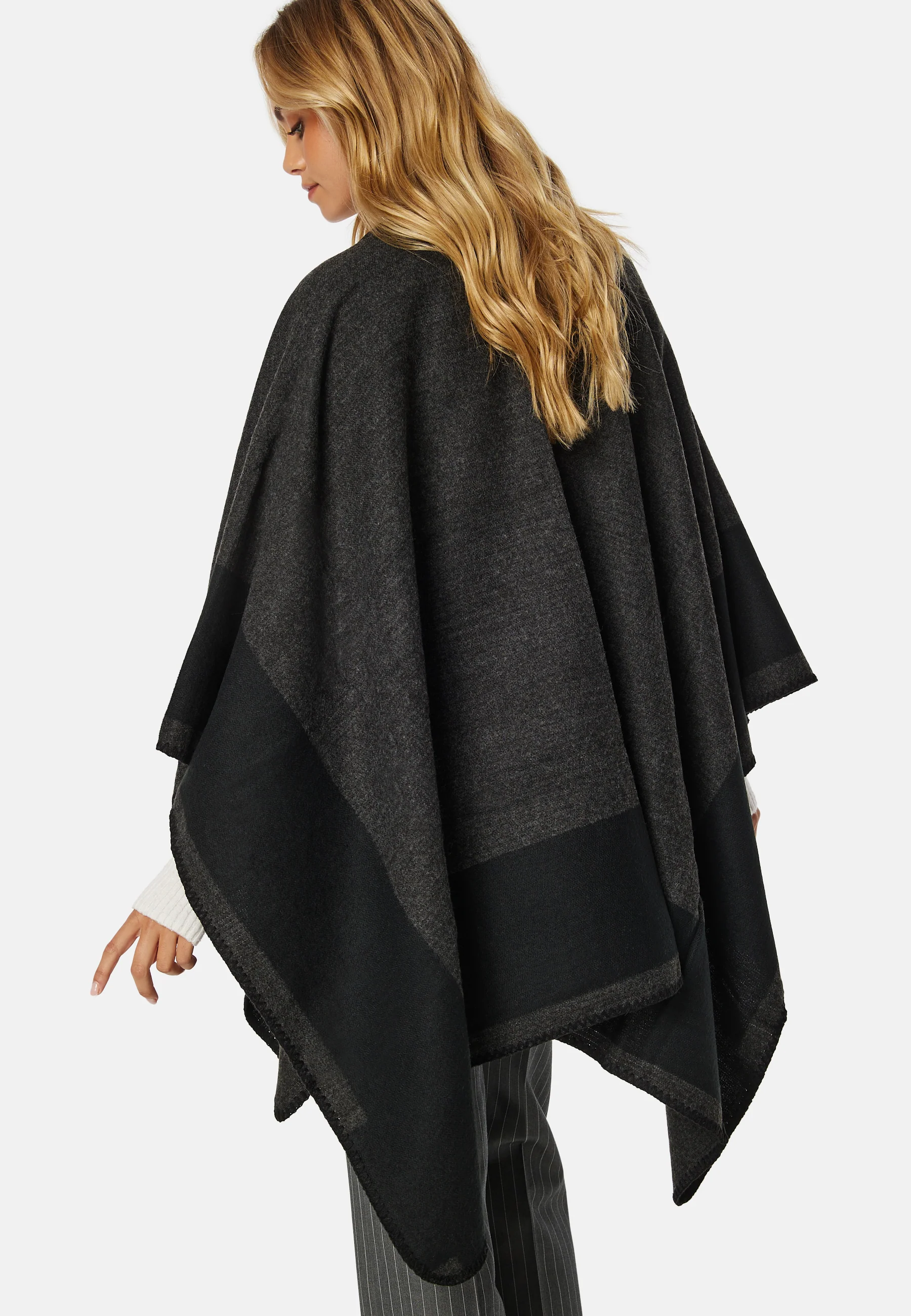 Verika Poncho - Image 2