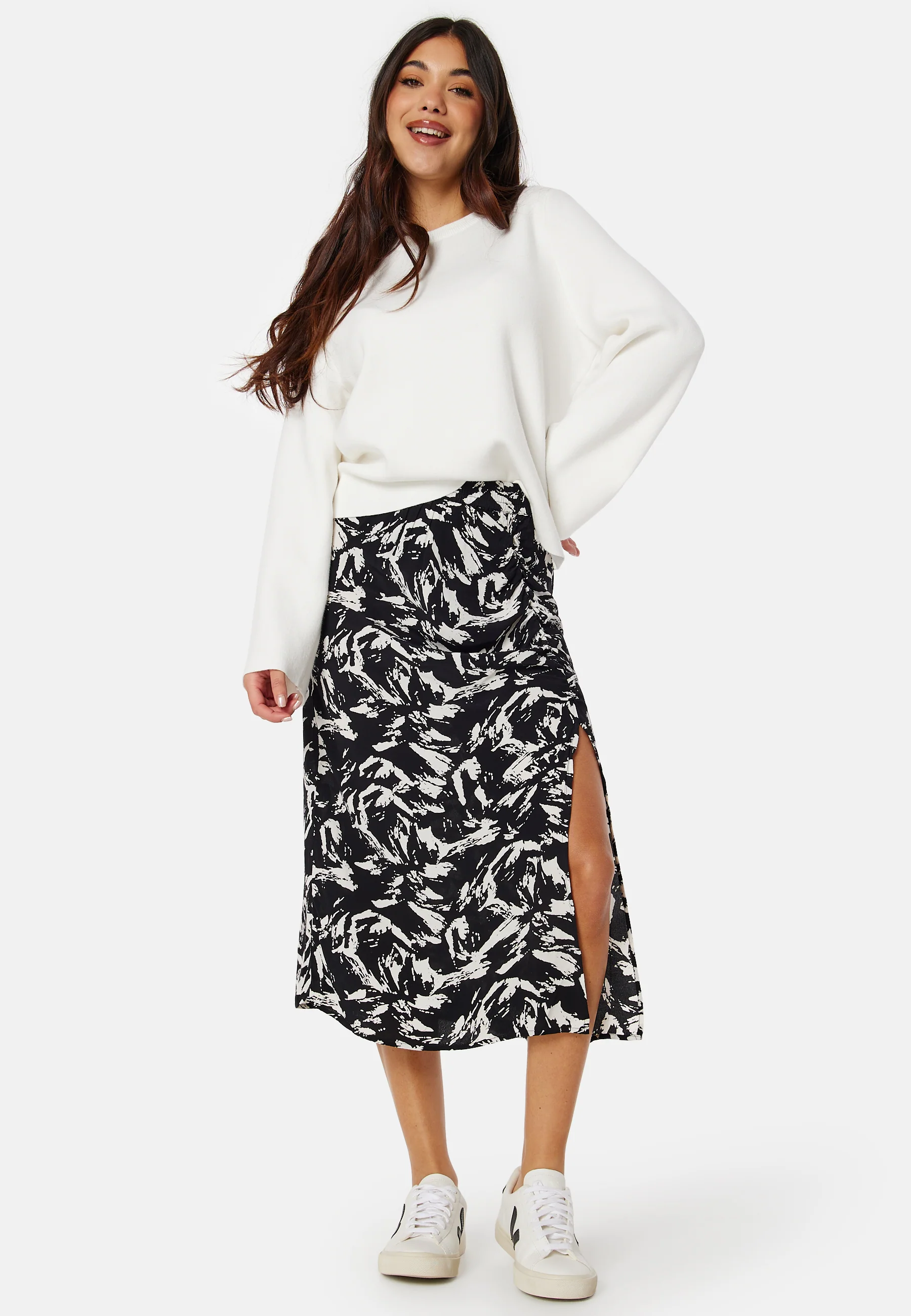 Viboa Hia HW Midi Skirt - Image 3