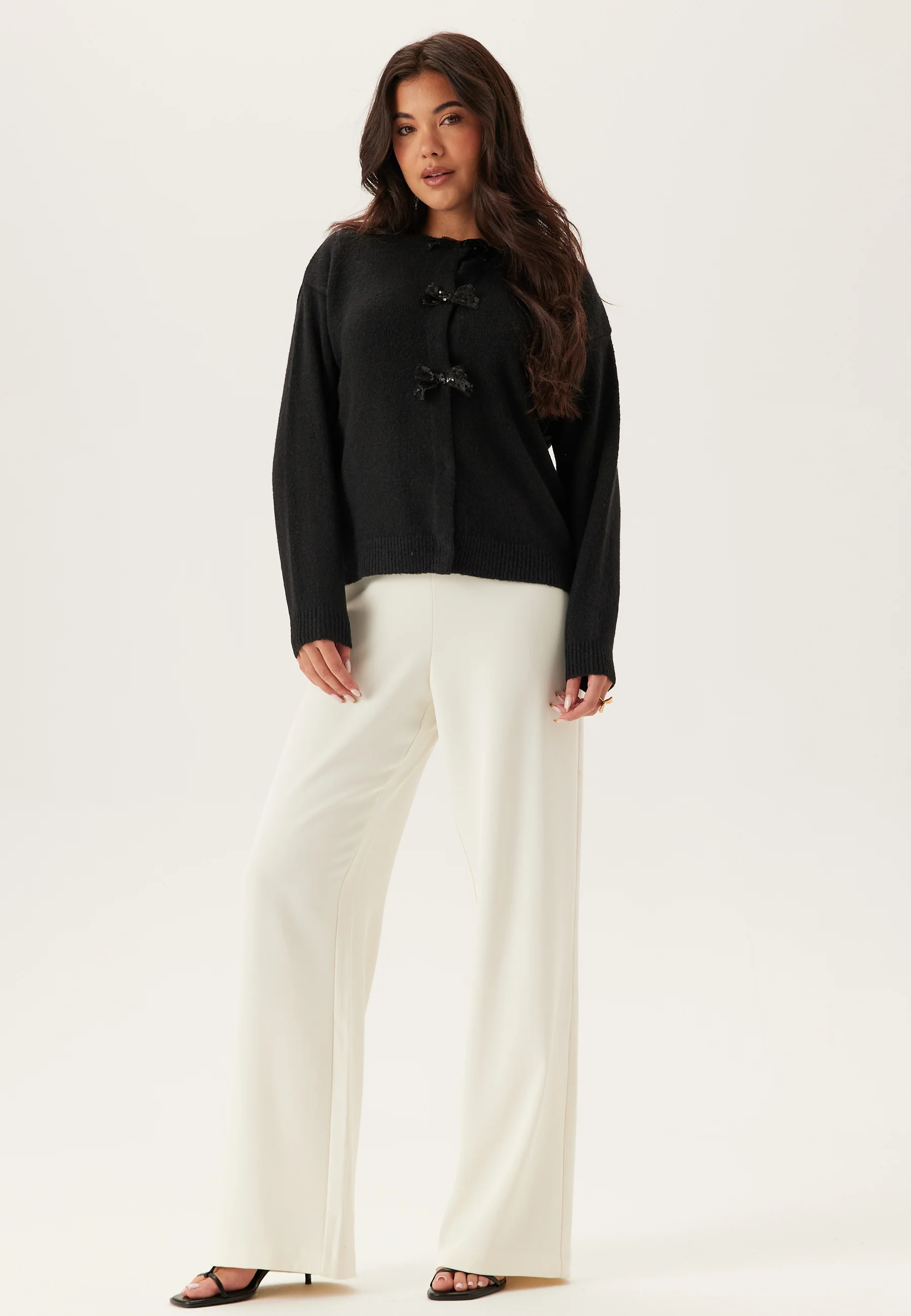 Vibrianna O-neck L/S BOW KNIT - Image 3