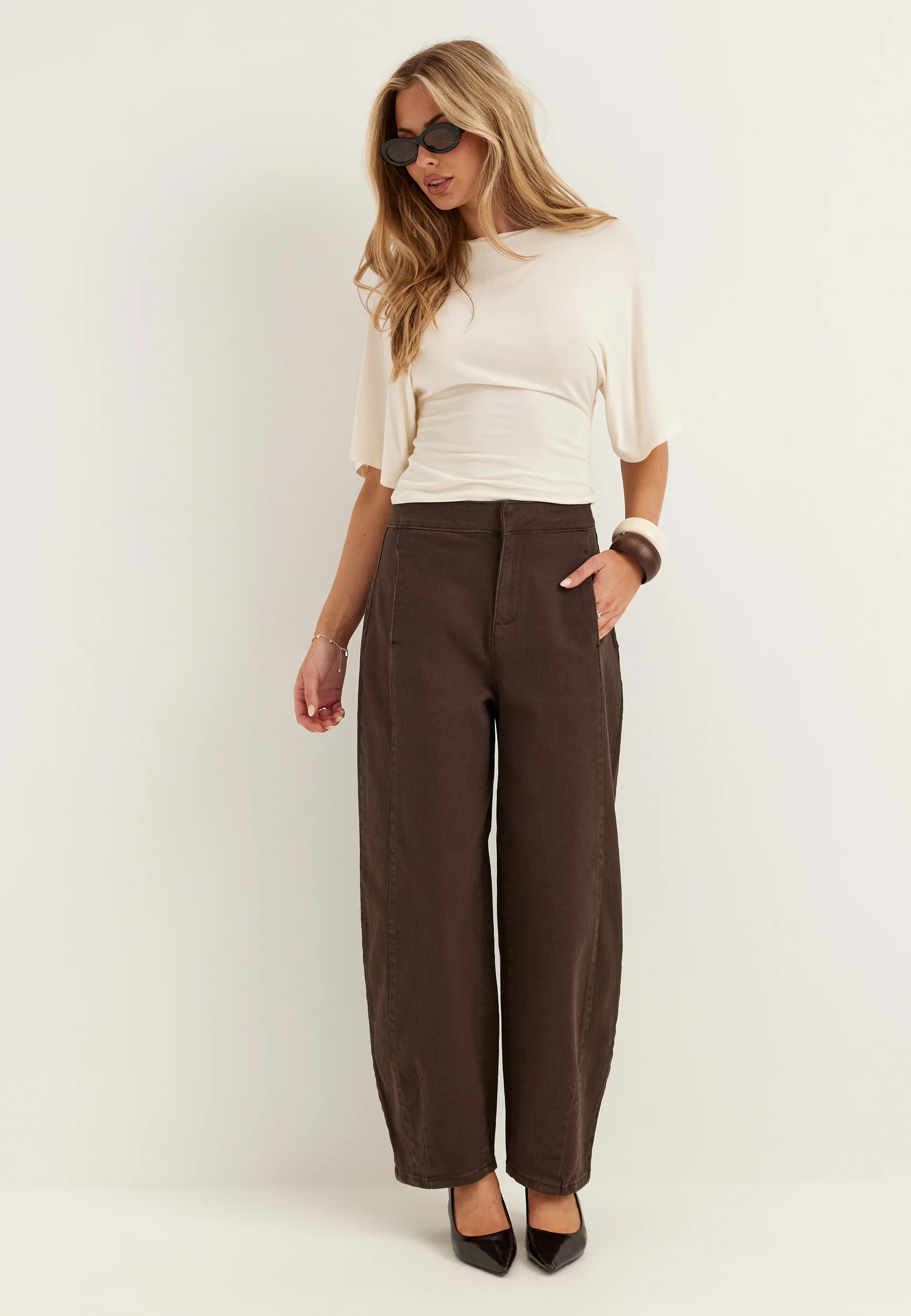 Vichia Hw Barrel Jeans - Image 5