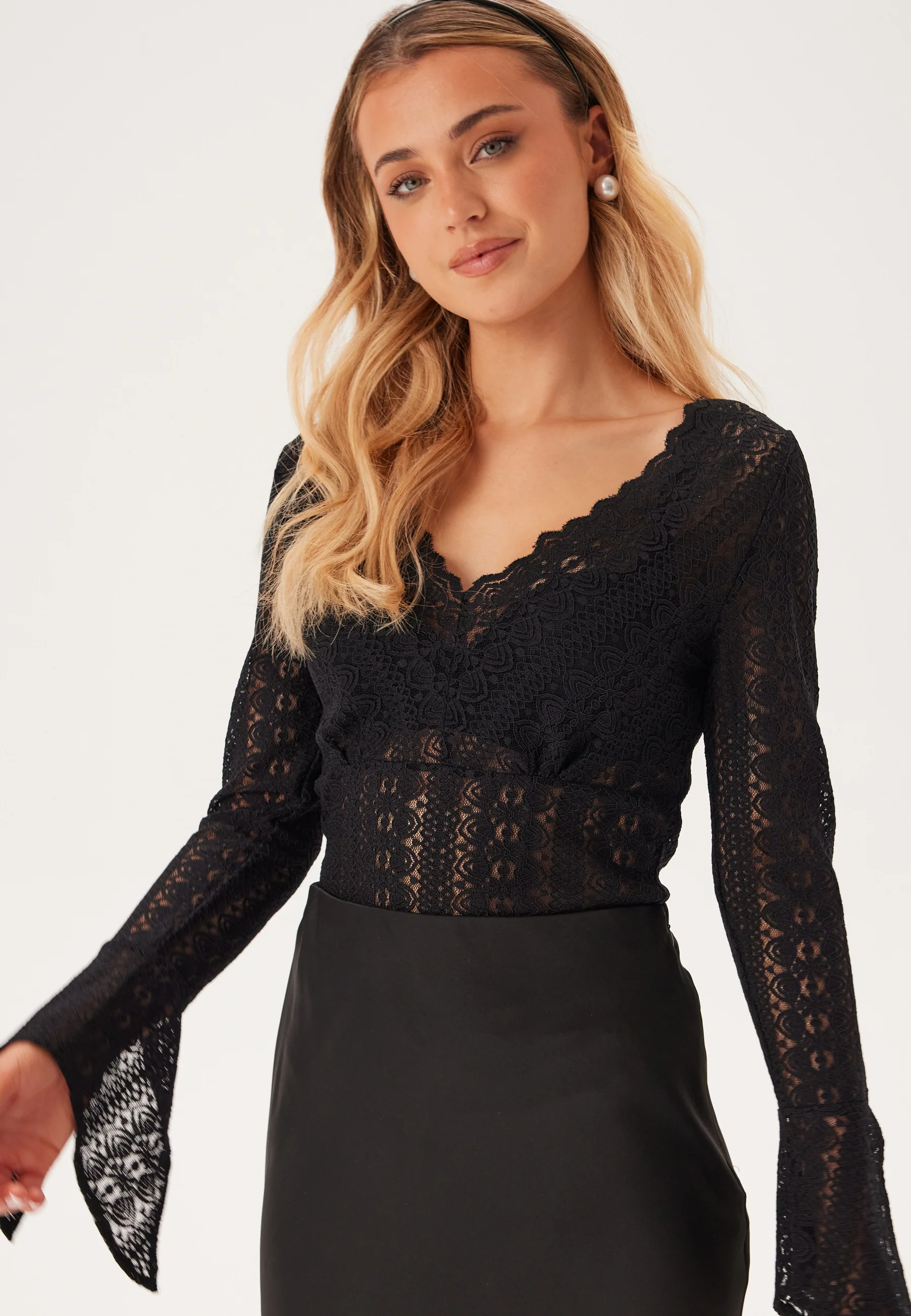 Vichikka L/S V-Neck Top - Image 2