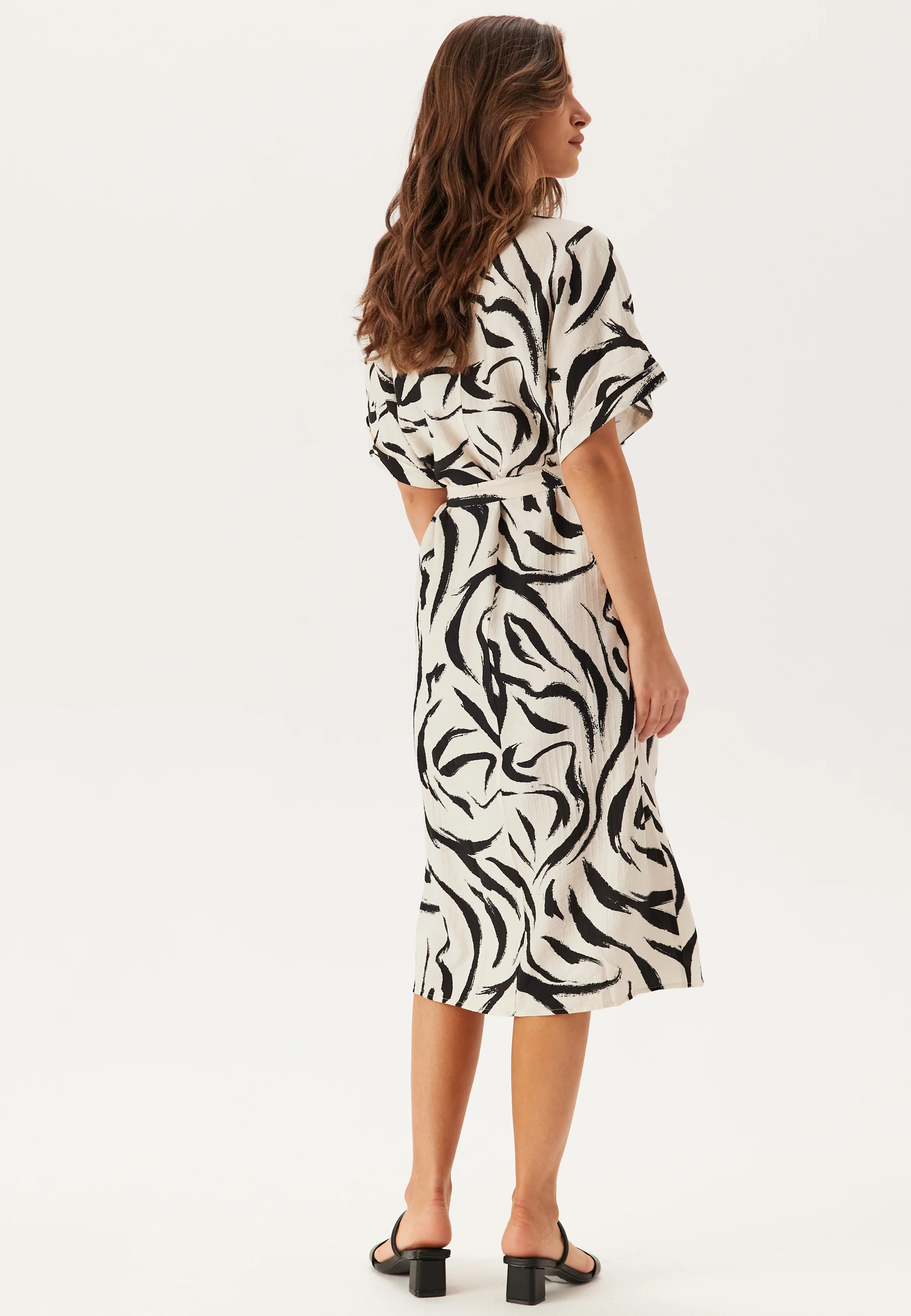 Viclo V-neck 2/4 MIDI DRESS M - Image 3