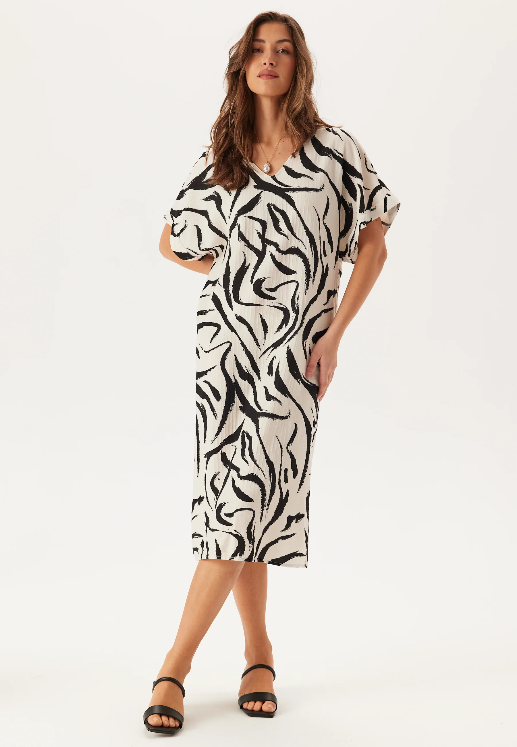Viclo V-neck 2/4 MIDI DRESS M - Image 4