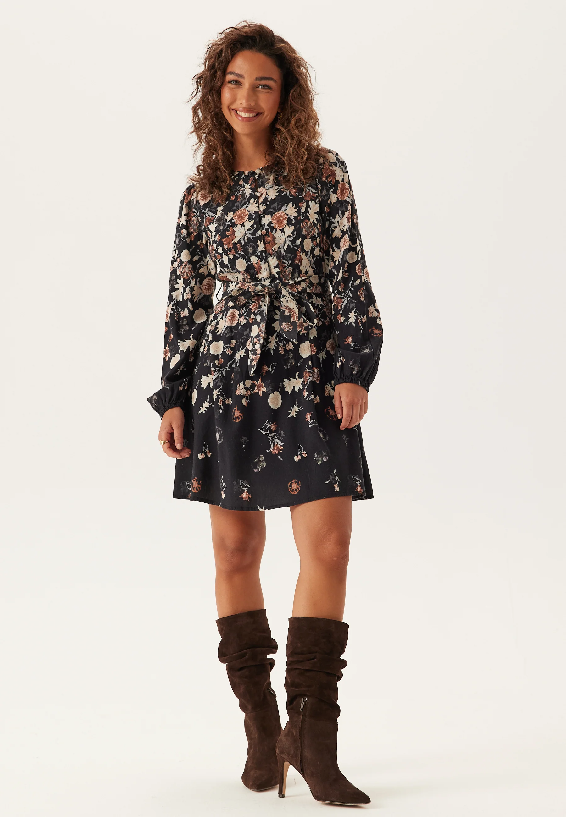 Vielma O-neck L/S SHORT DRESS - Image 2