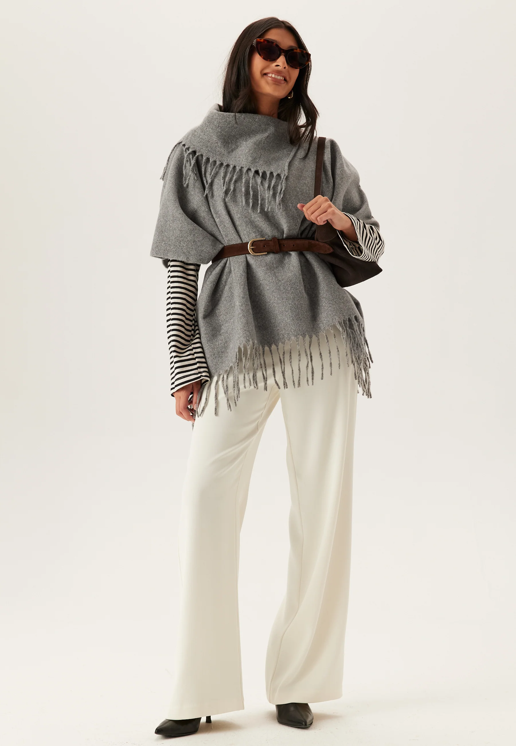 Vifjolira High Neck Poncho - Image 3