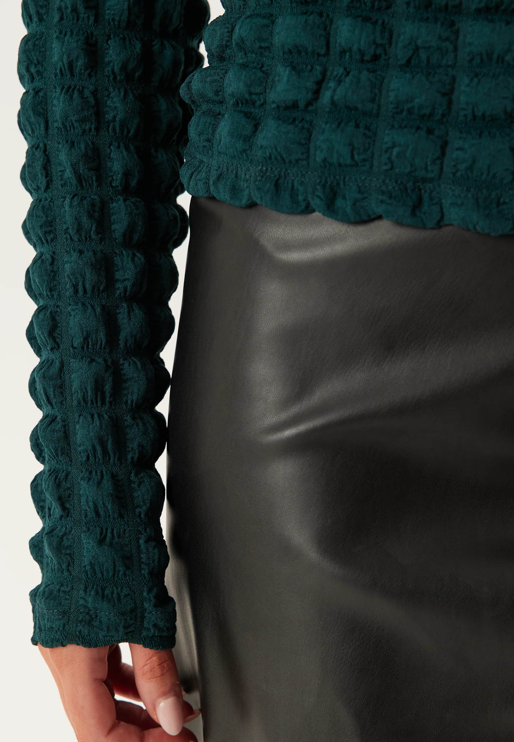 Viforcea Boatneck L/S TOP TOP - Image 5