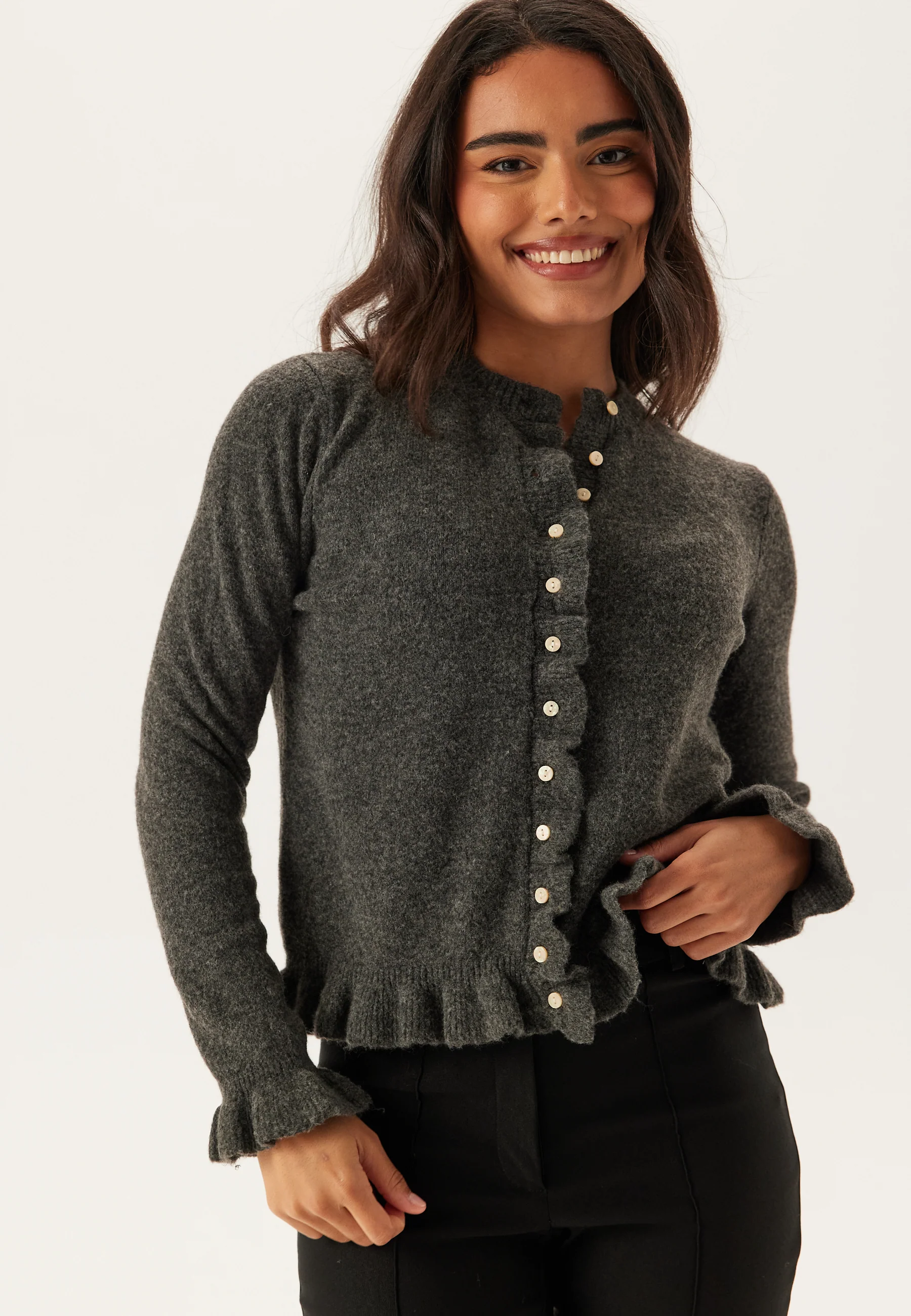 Vijacia O-neck L/S FRILL KNIT - Image 3