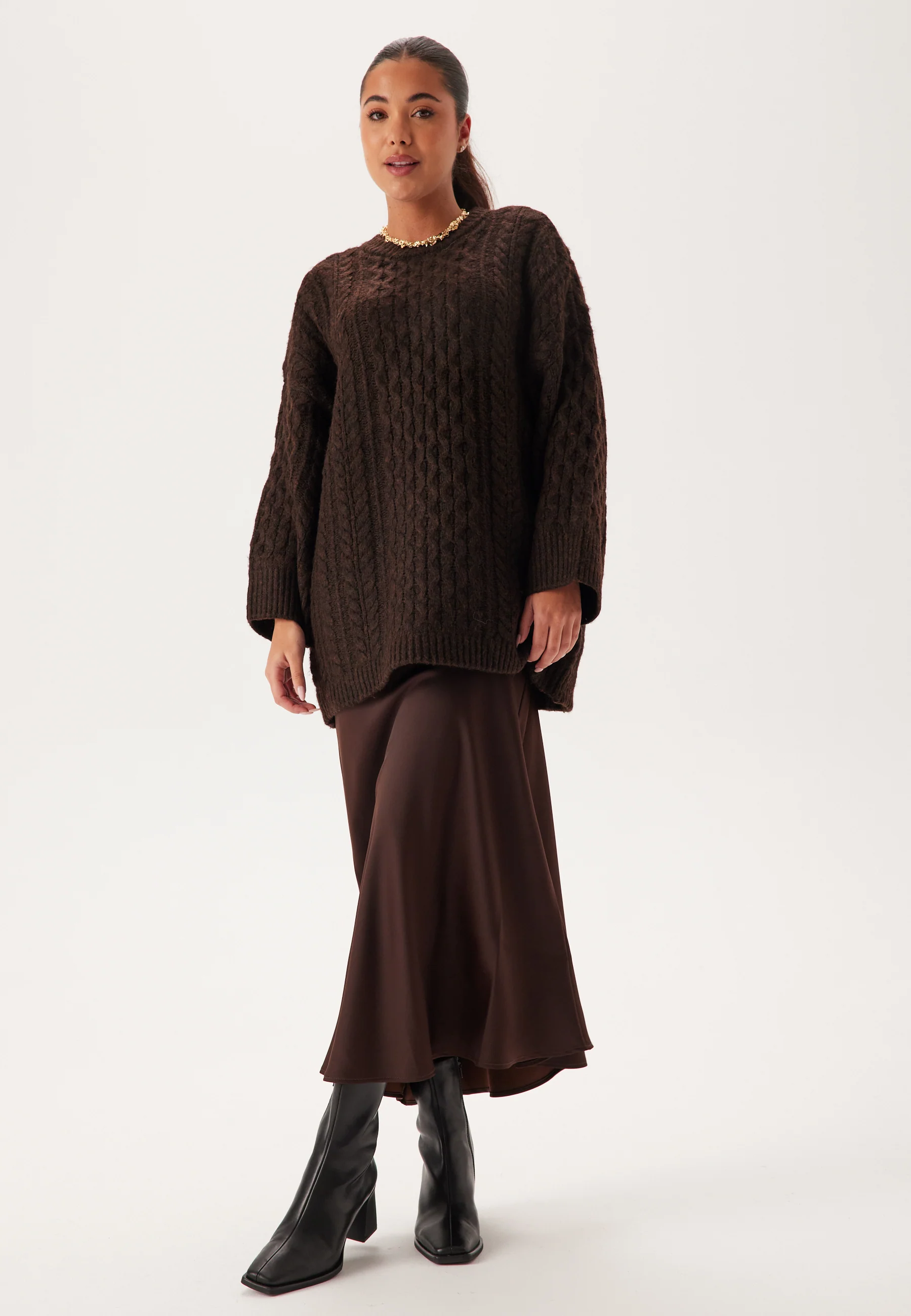 Vikaia L/S OVERSIZE CABLE KNIT - Image 3