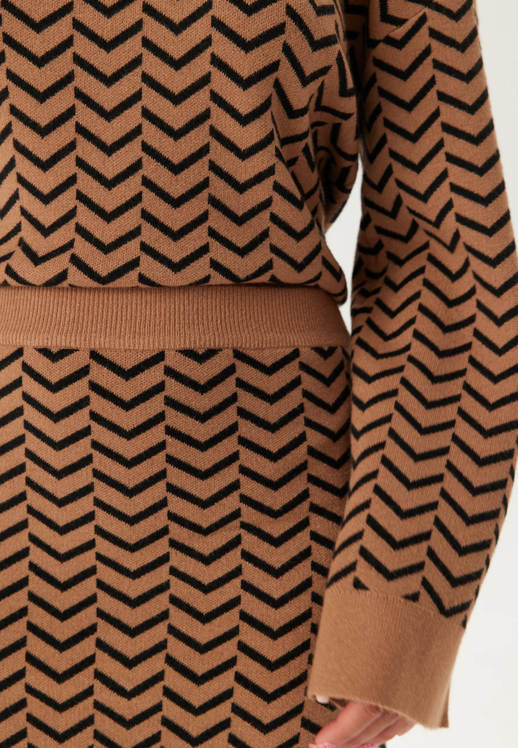Vilina Hw Skater Skirt - Image 4
